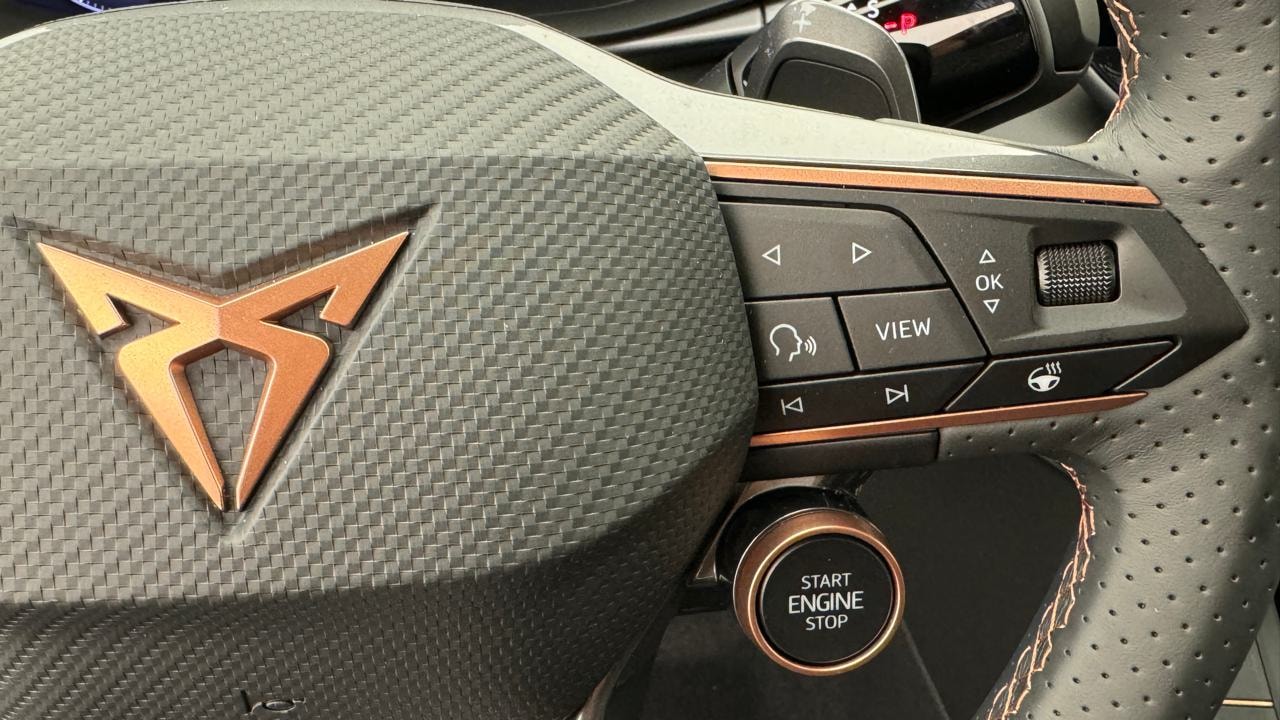 CUPRA Terramar 1.5 eHybrid DSG-image-9