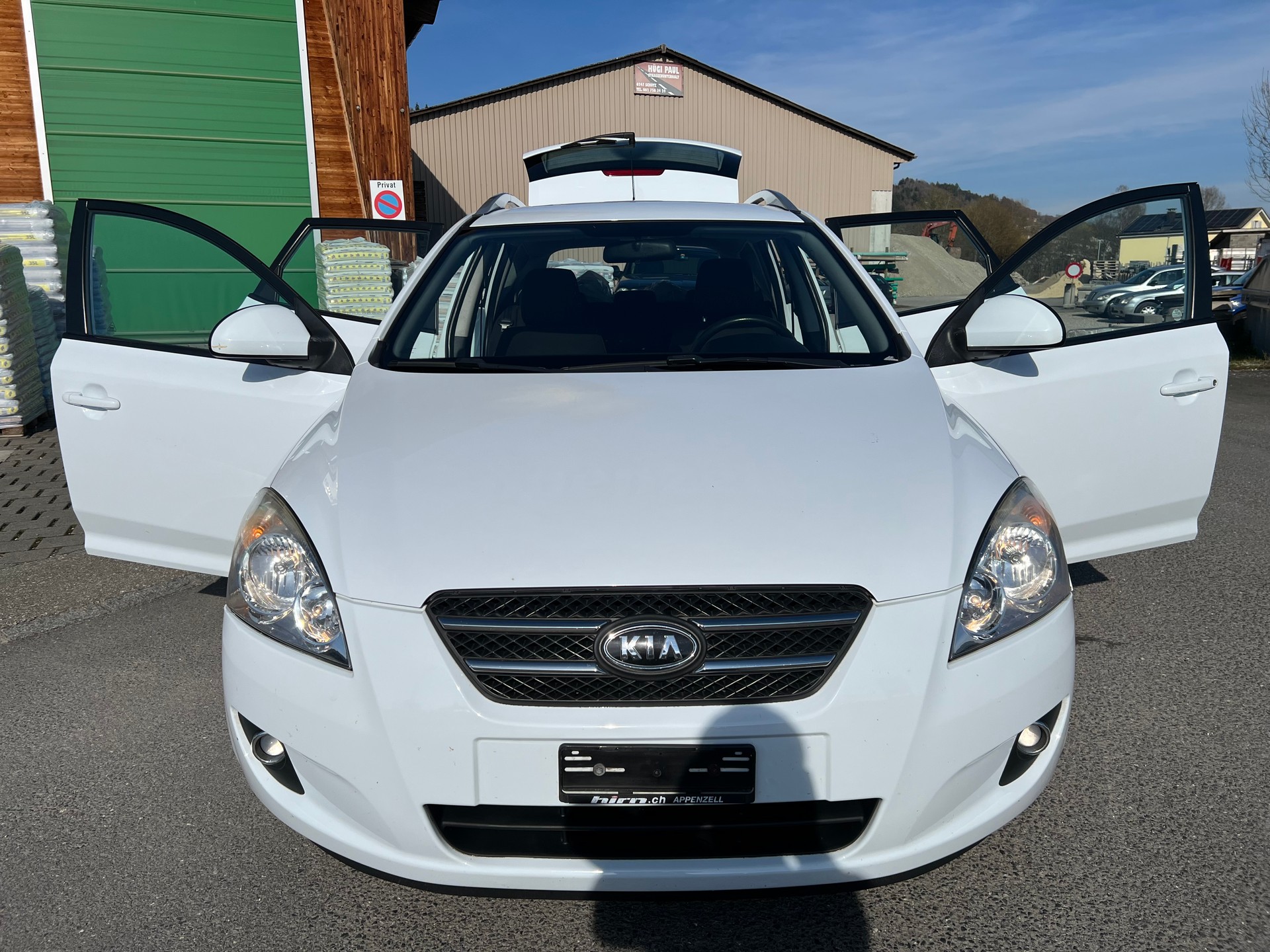 KIA Cee'd Sporty Wagon 1.4 16V Eco-image-6