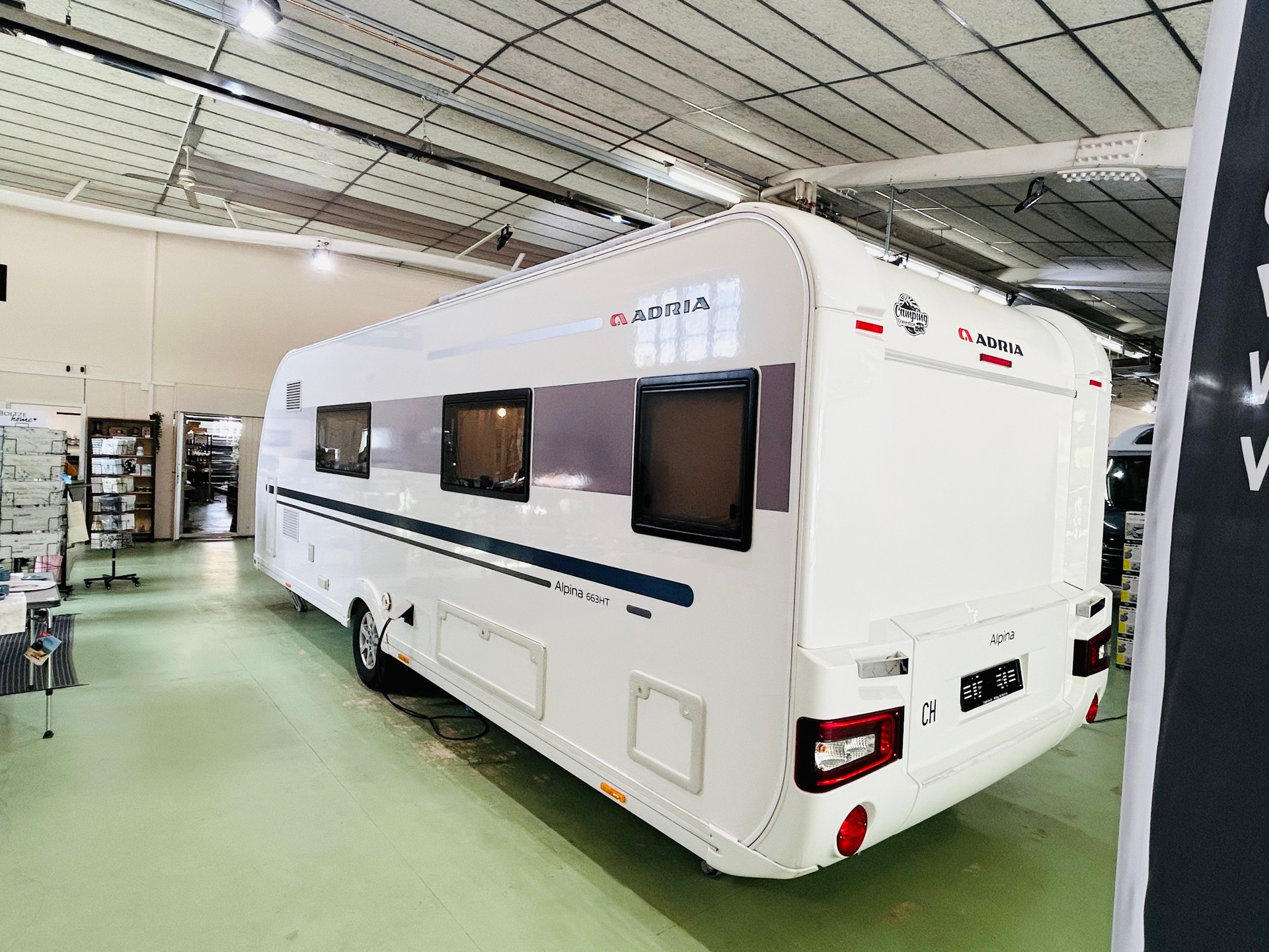 ADRIA E Alpina 663 HT-image-2