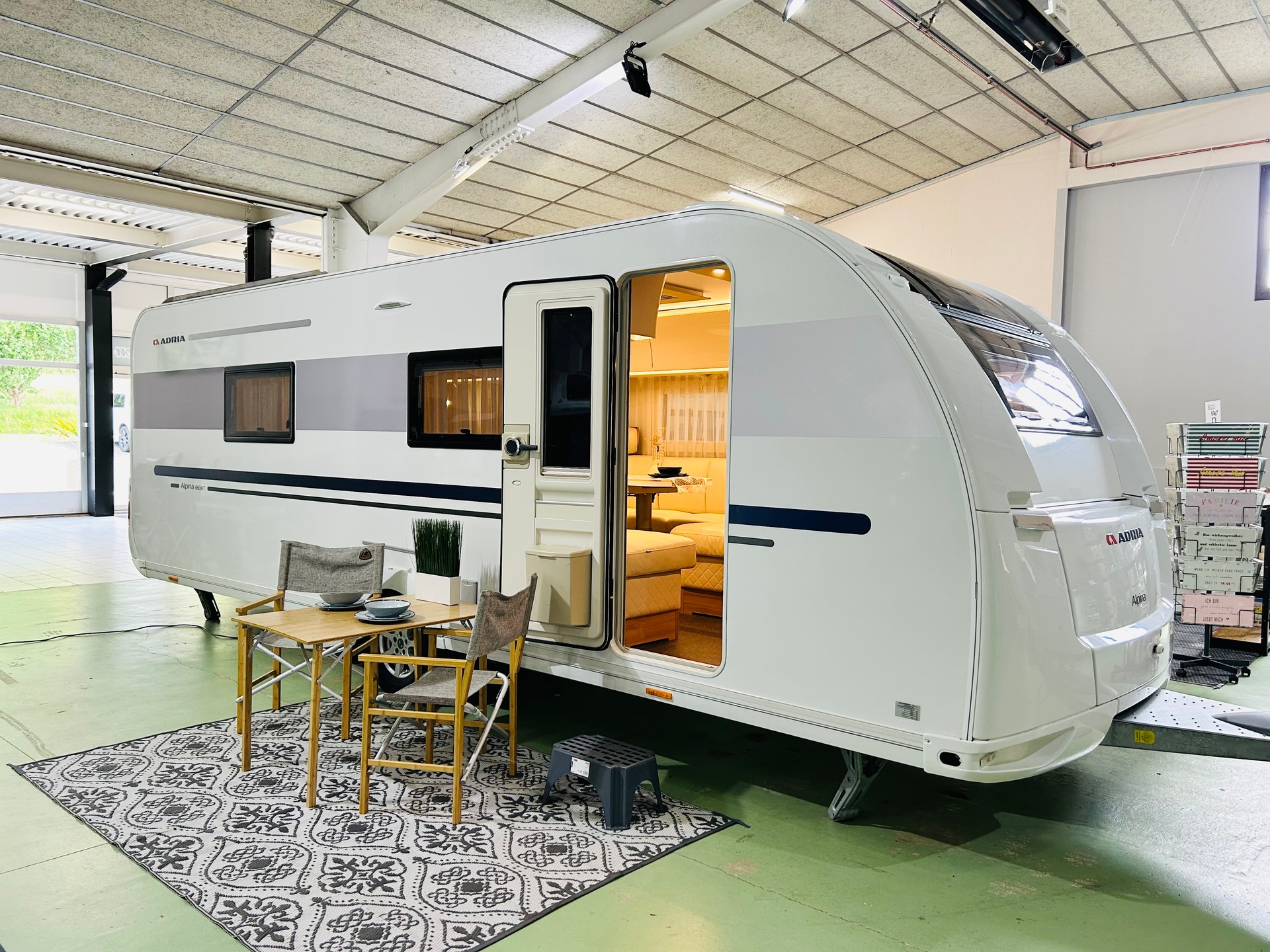 ADRIA E Alpina 663 HT-image-0