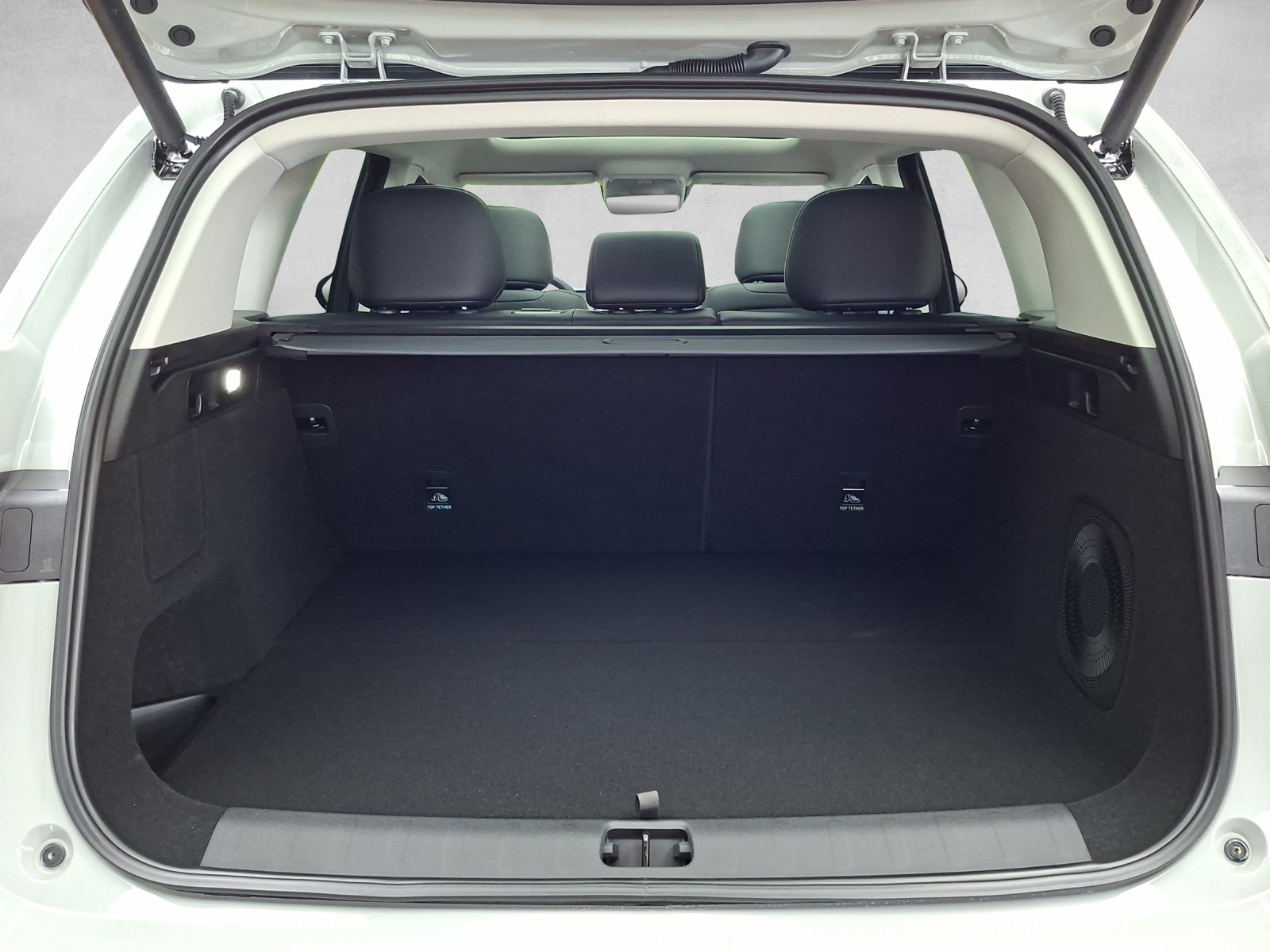 LEAPMOTOR C10 EV AWD 81.9kWh-image-14