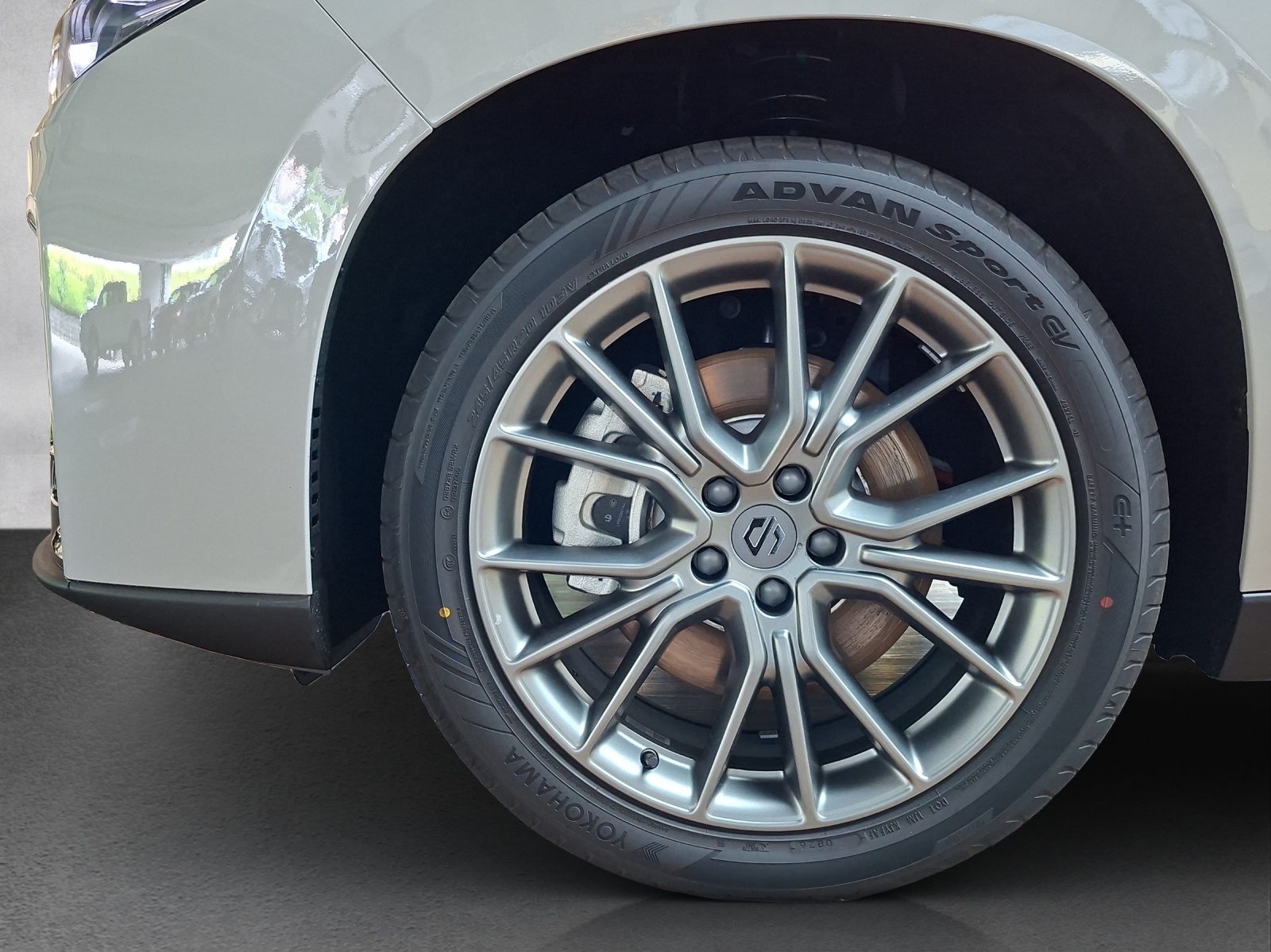 LEAPMOTOR C10 EV AWD 81.9kWh-image-15
