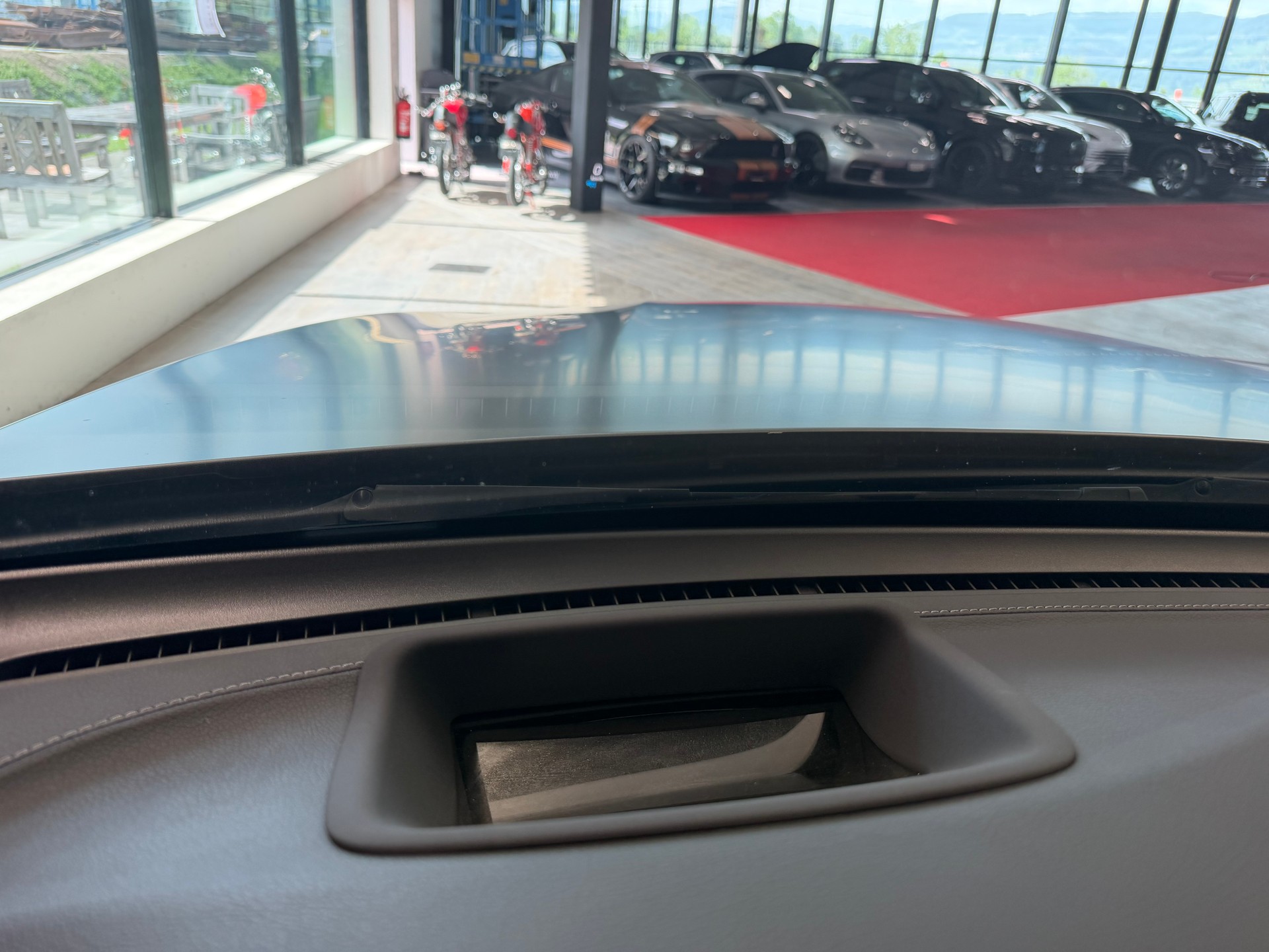 MERCEDES-BENZ GLC 63 S AMG 4Matic 9G-Tronic-image-19
