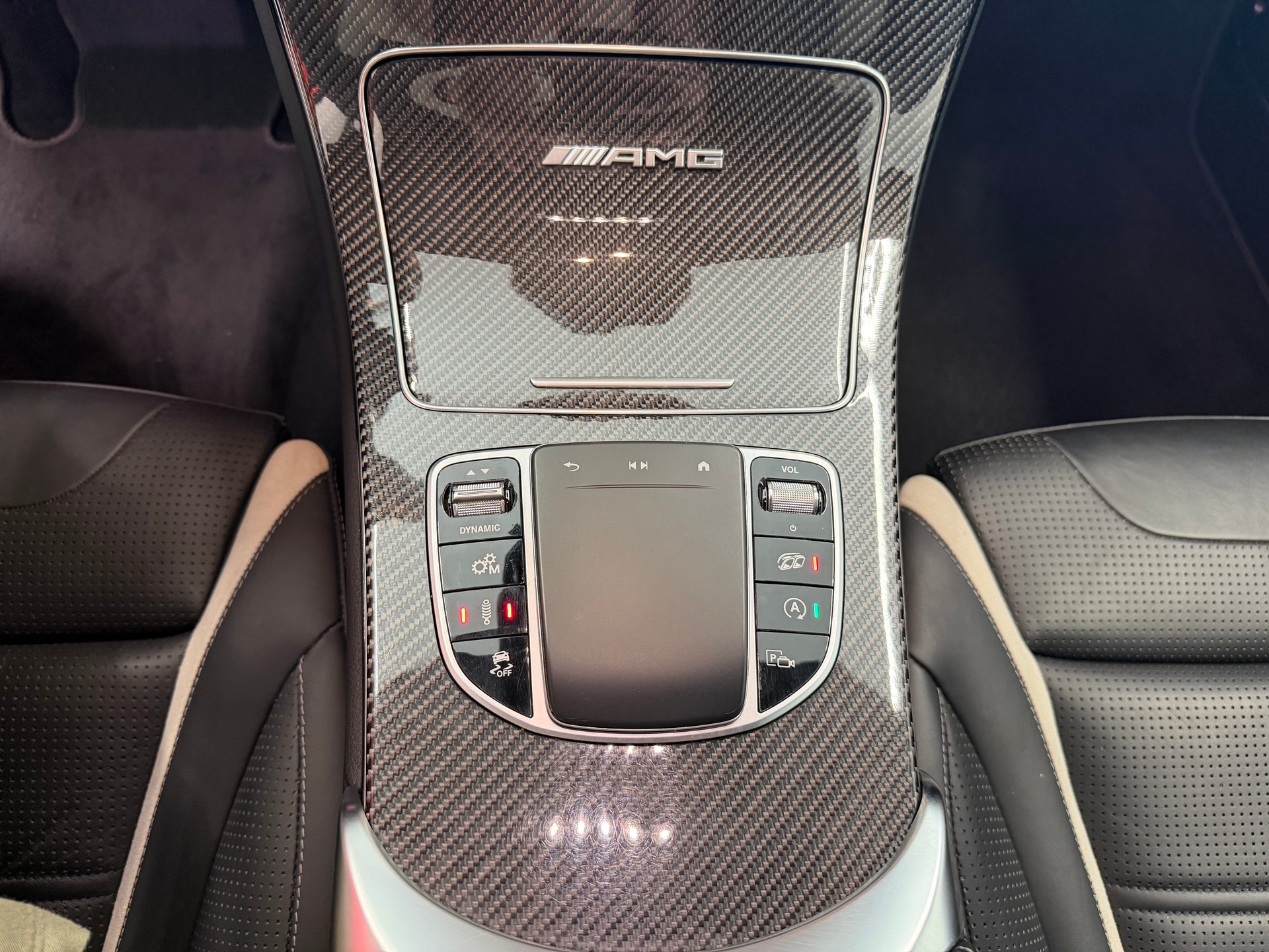 MERCEDES-BENZ GLC 63 S AMG 4Matic 9G-Tronic-image-20