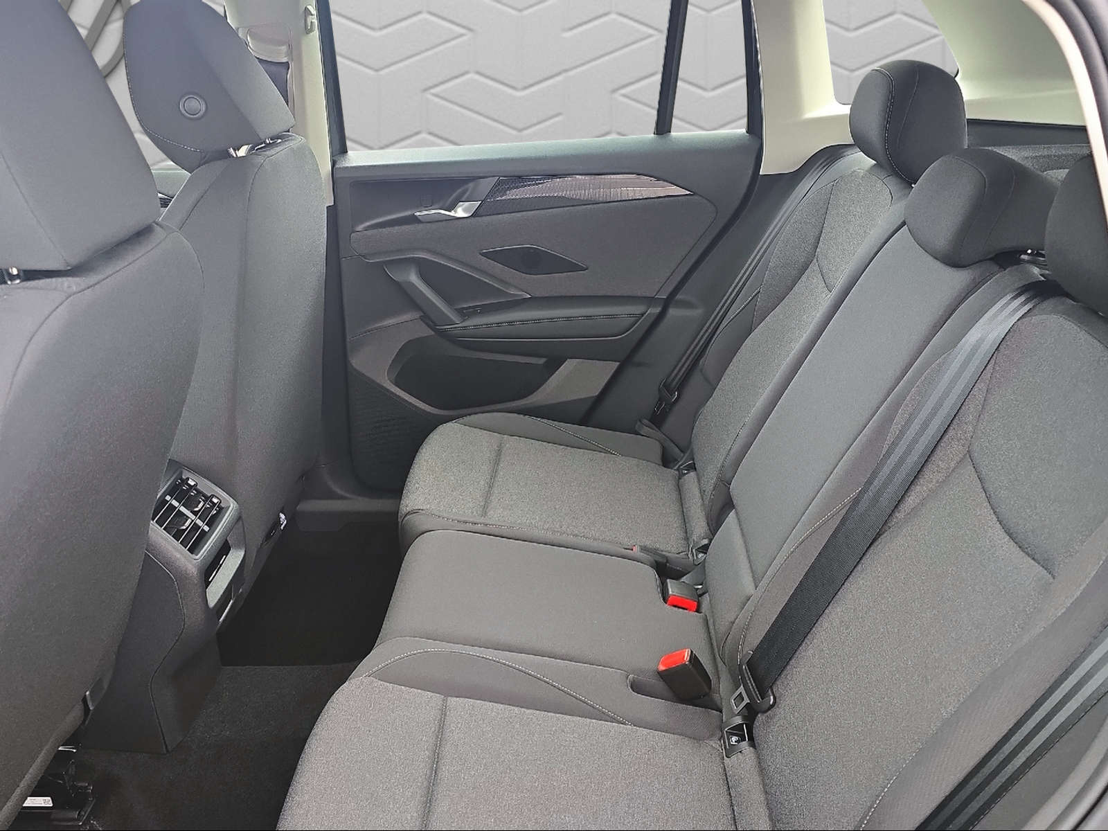 VW Tiguan 1.5 TSI evo2 mHEV Trend DSG-image-12