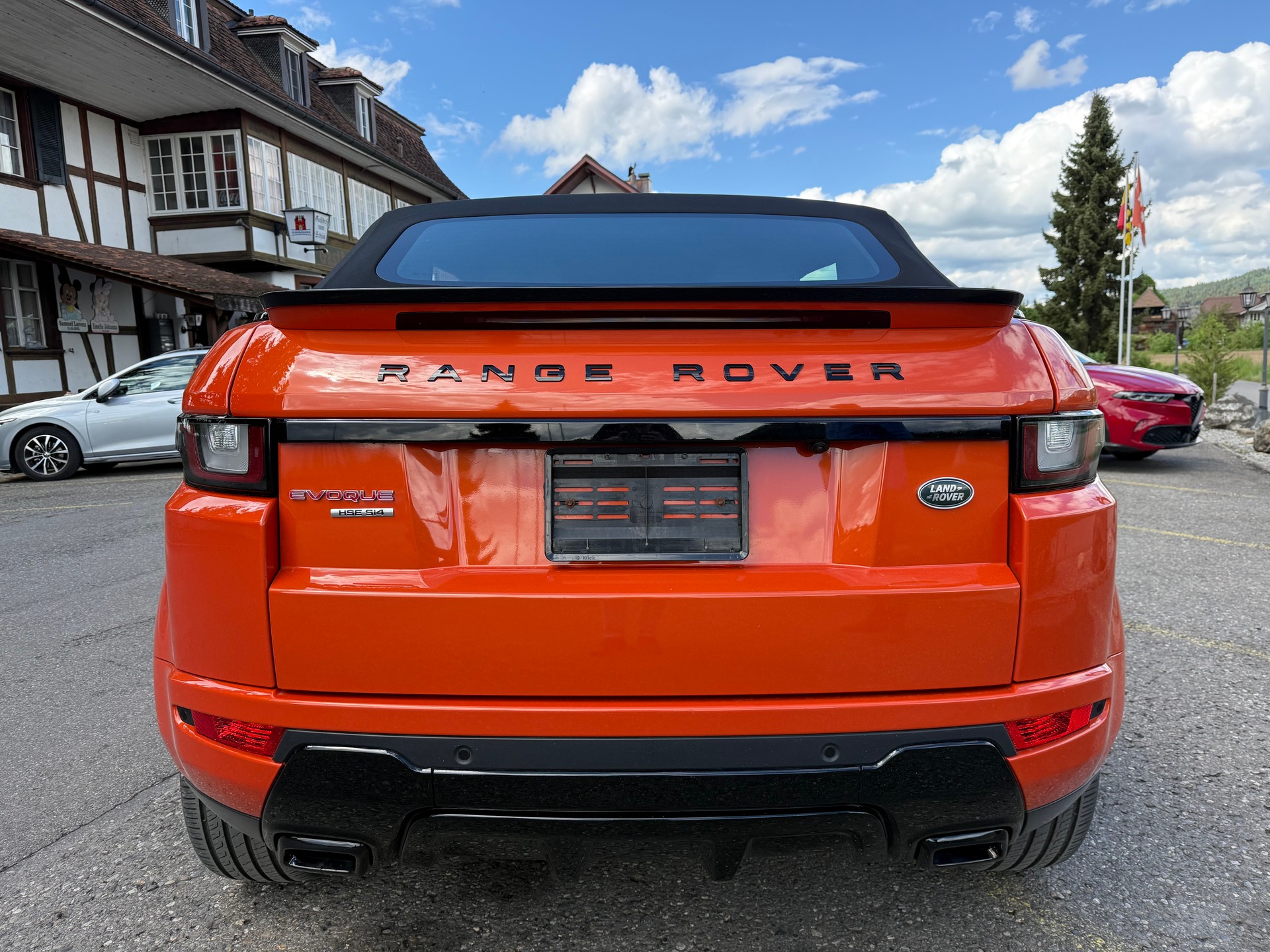 LAND ROVER Range Rover Evoque Convert. 2.0Si4 HSE Dynamic AT9-image-5