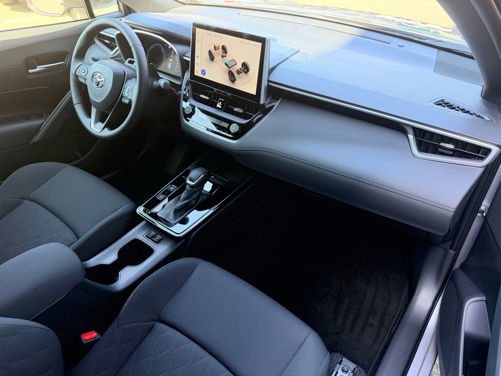 TOYOTA Corolla Cross 2.0 Trend e-CVT AWD-image-11