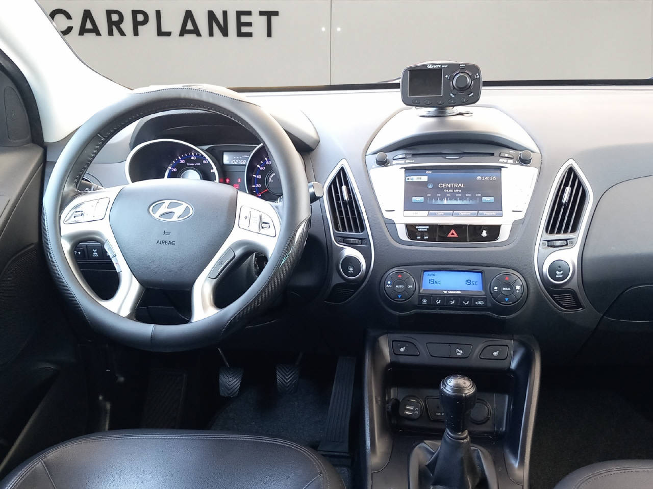 HYUNDAI ix35 2.0 Style 4WD-image-4