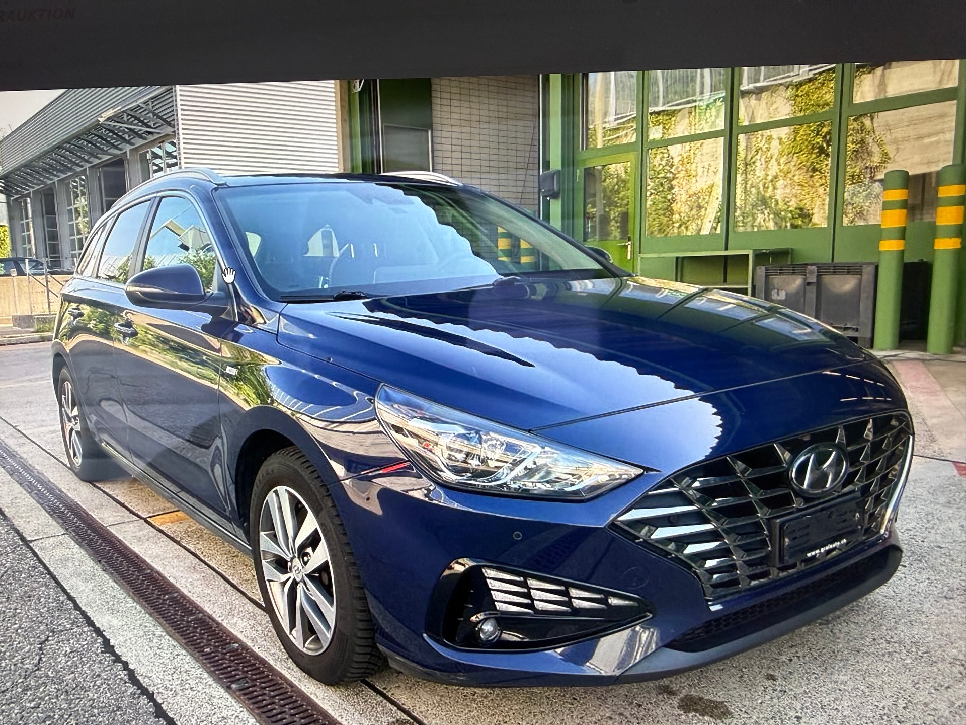 HYUNDAI i30 Wagon 1.5 T-GDi Amplia 48V MH DCT-image-0