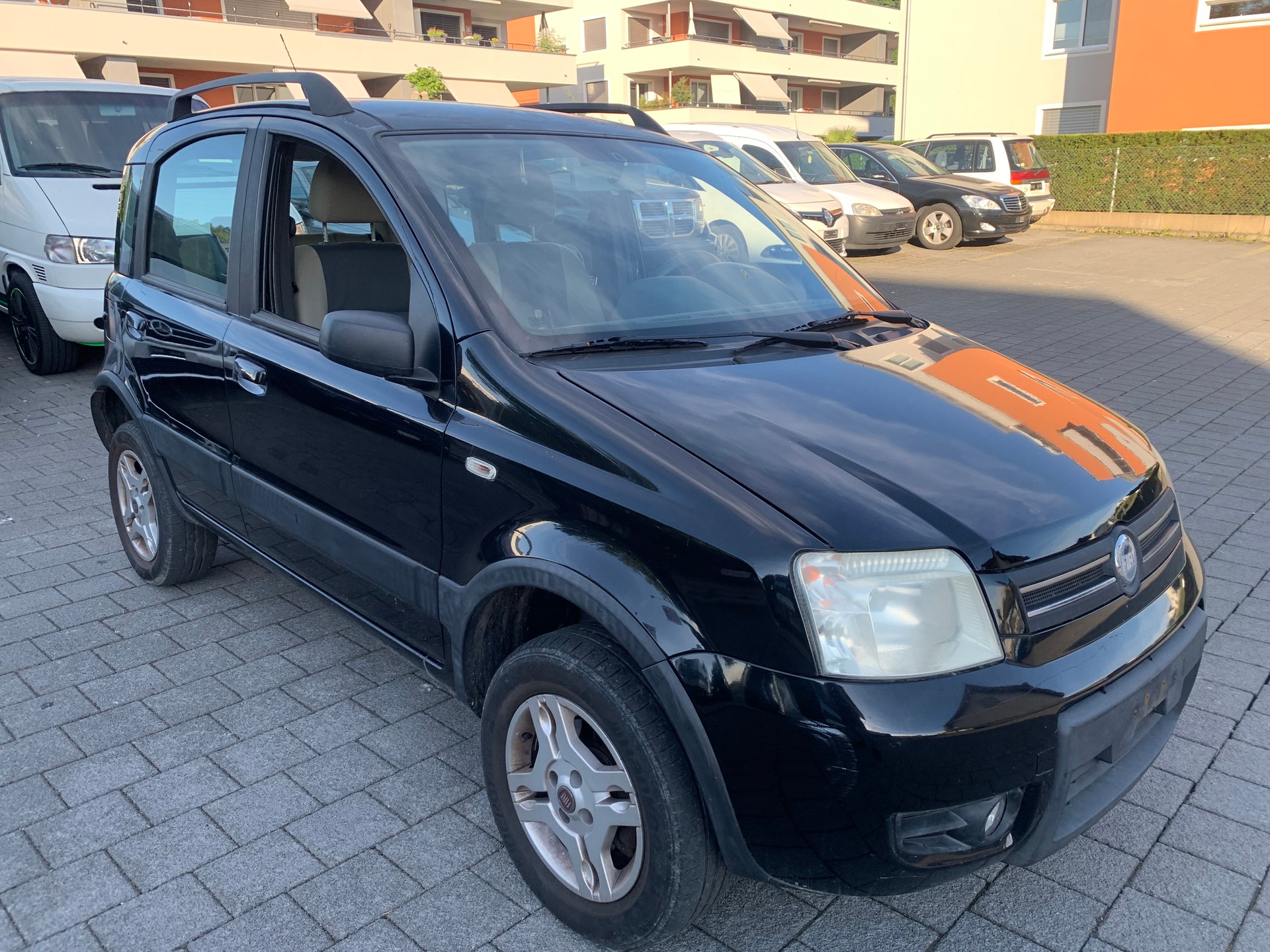 FIAT Panda 1.3 16V JTD Cross 4x4-image-1