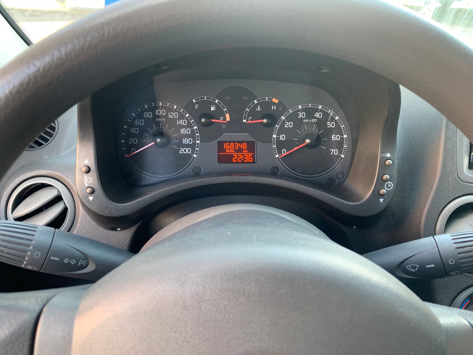 FIAT Panda 1.3 16V JTD Cross 4x4-image-9