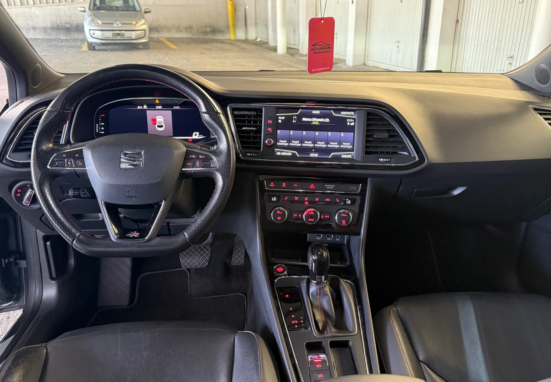 SEAT Leon 1.4 TSI ACT FR Evolution DSG-image-11