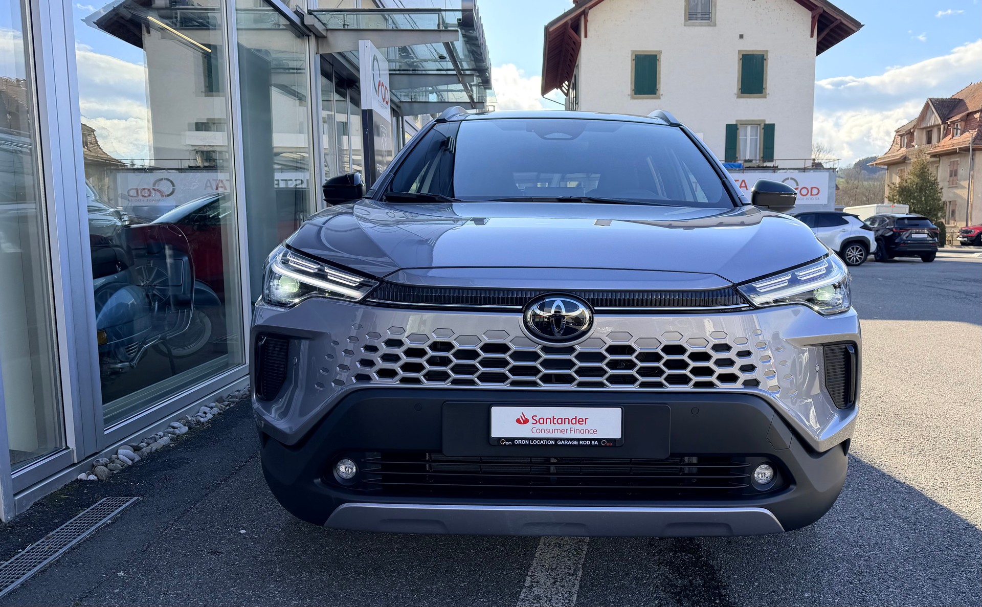 TOYOTA Corolla Cross 1.8 Trend e-CVT-image-1