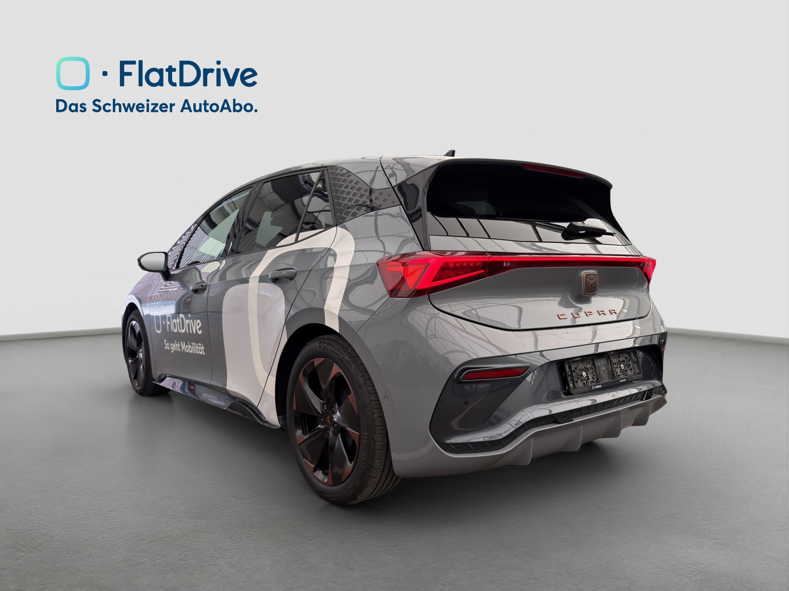 CUPRA Born 58 kWh - Head-up - Umgebungskamera-image-2