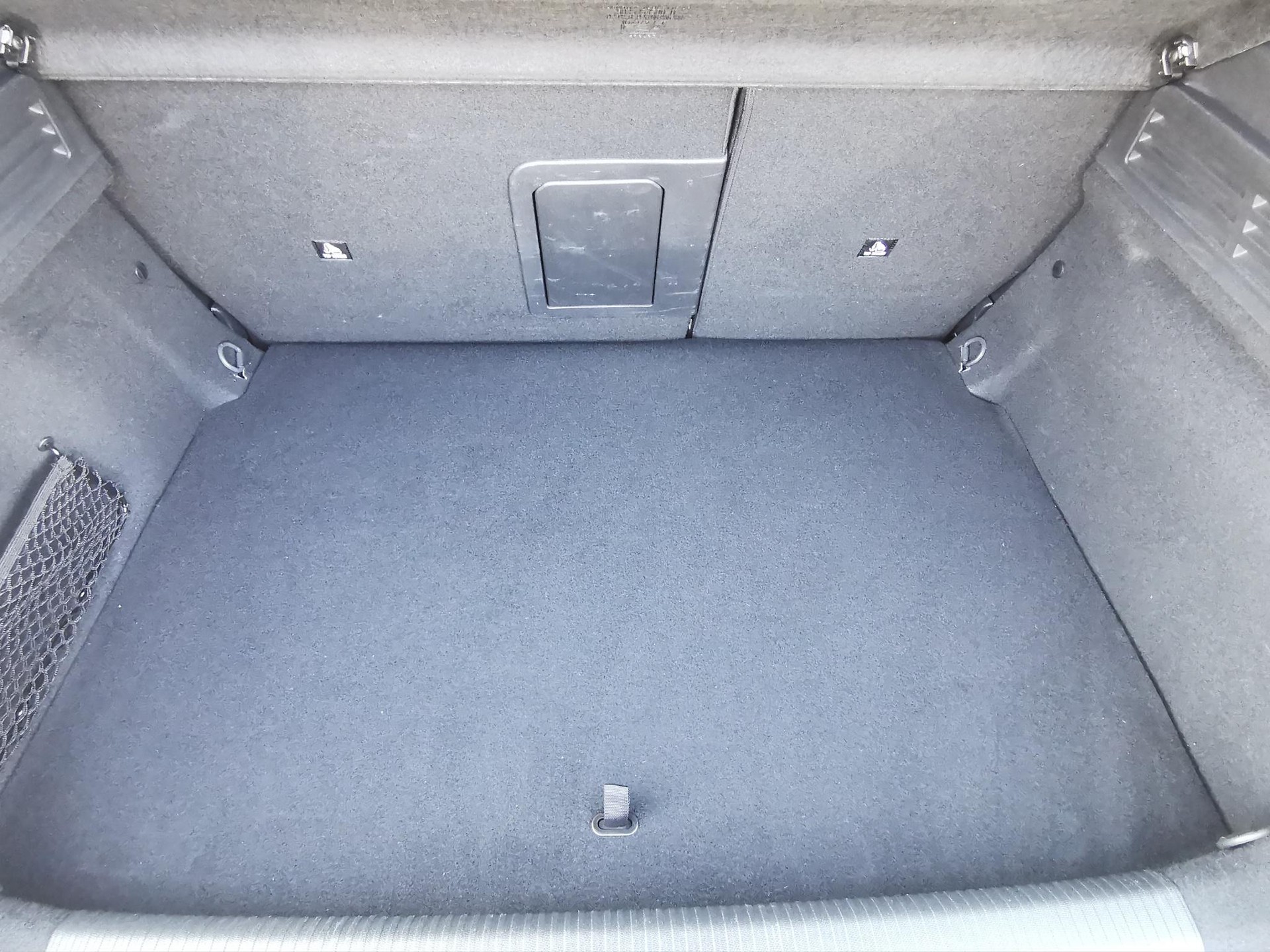 PEUGEOT 308 1.6 PHEV 225 GT-image-8