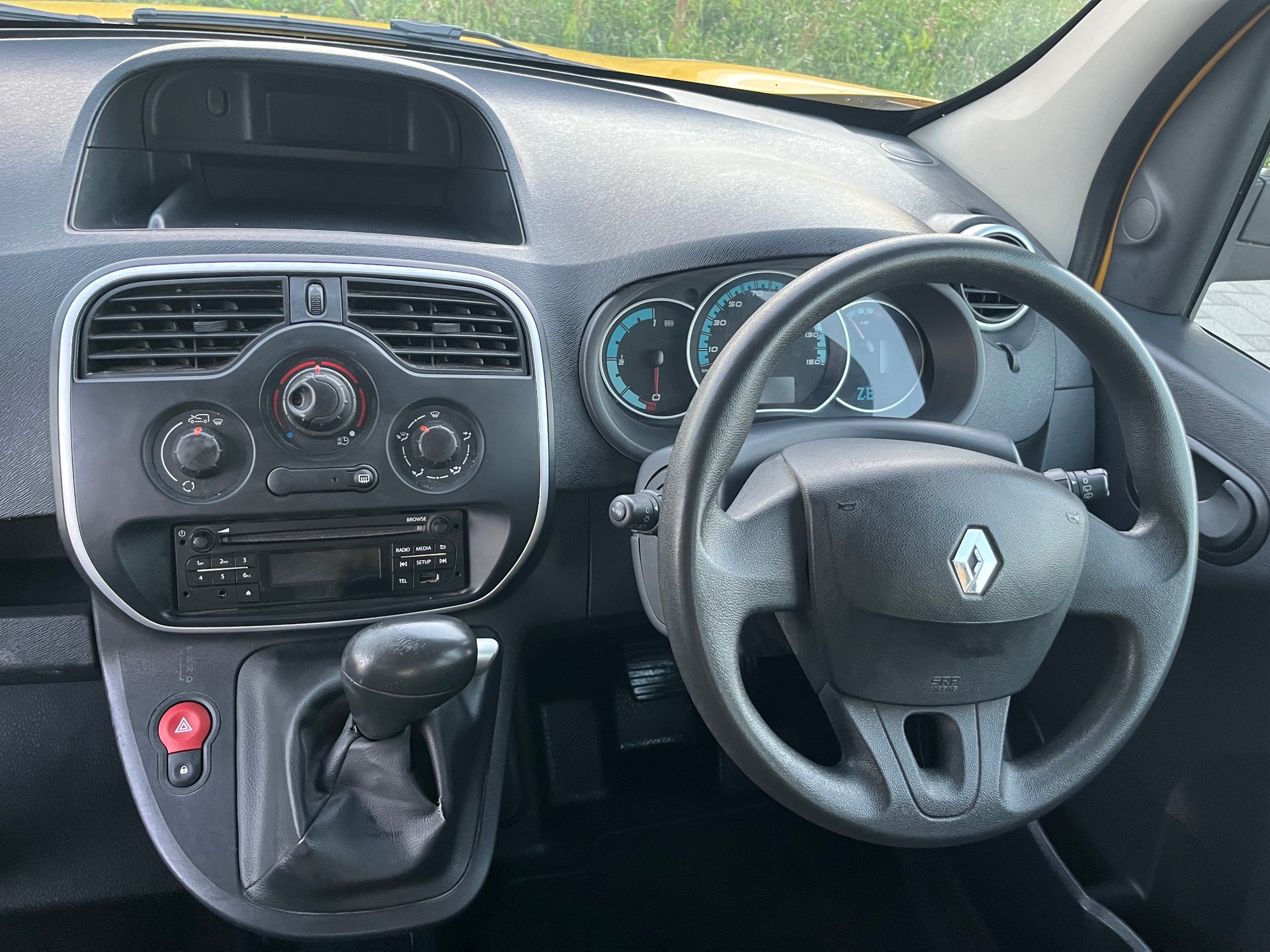RENAULT Kangoo Maxi Z.E. 33 R60 Rechtslenker-image-13