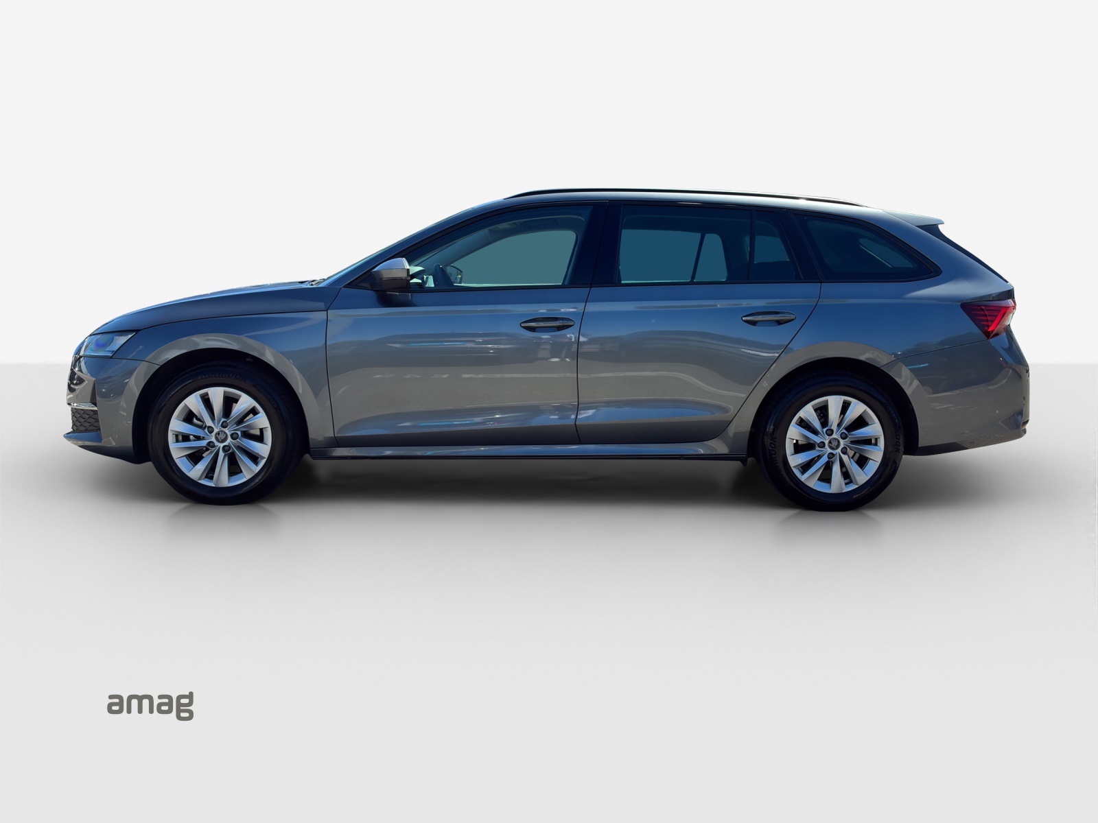 SKODA Octavia Combi 2.0 TDI DSG Selection-image-1