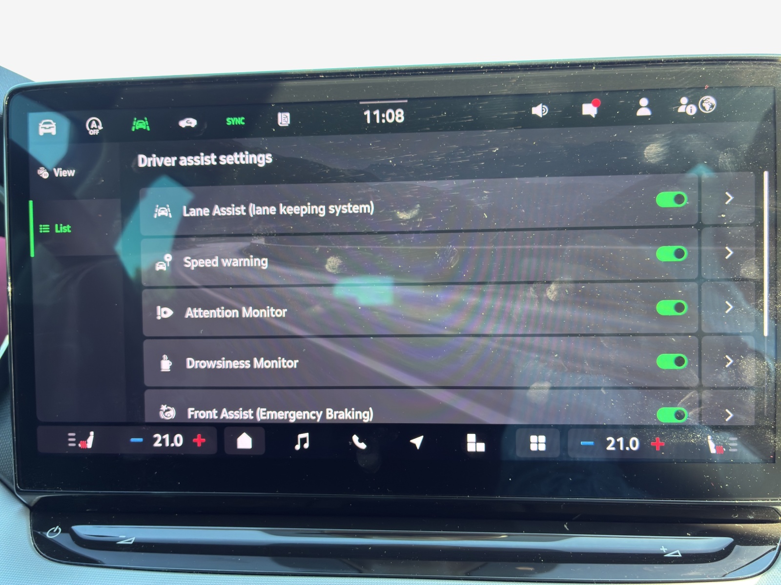 SKODA Octavia Combi 2.0 TDI DSG Selection-image-13