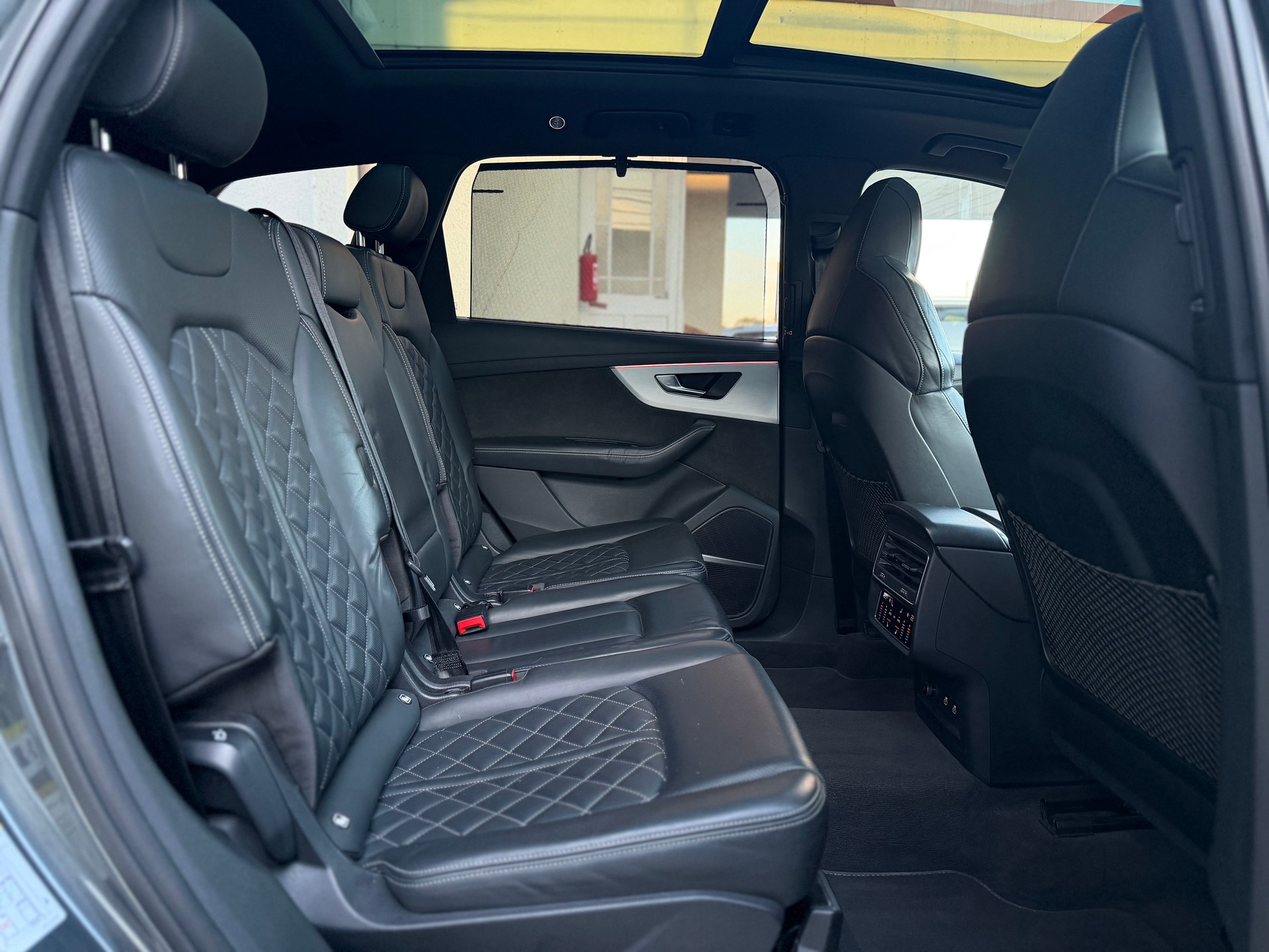 AUDI Q7 50 TDI quattro S Line tiptronic-image-15