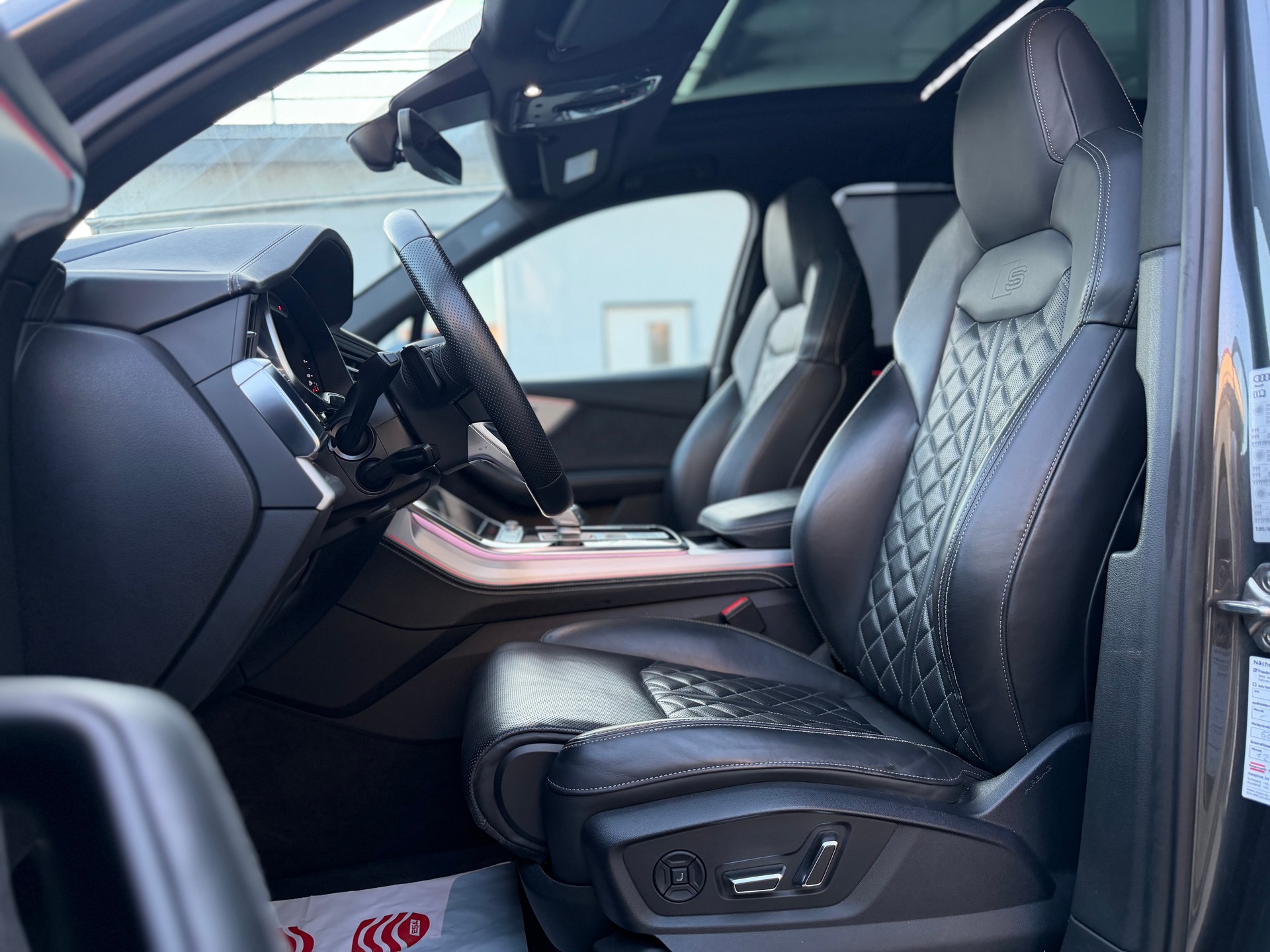 AUDI Q7 50 TDI quattro S Line tiptronic-image-10