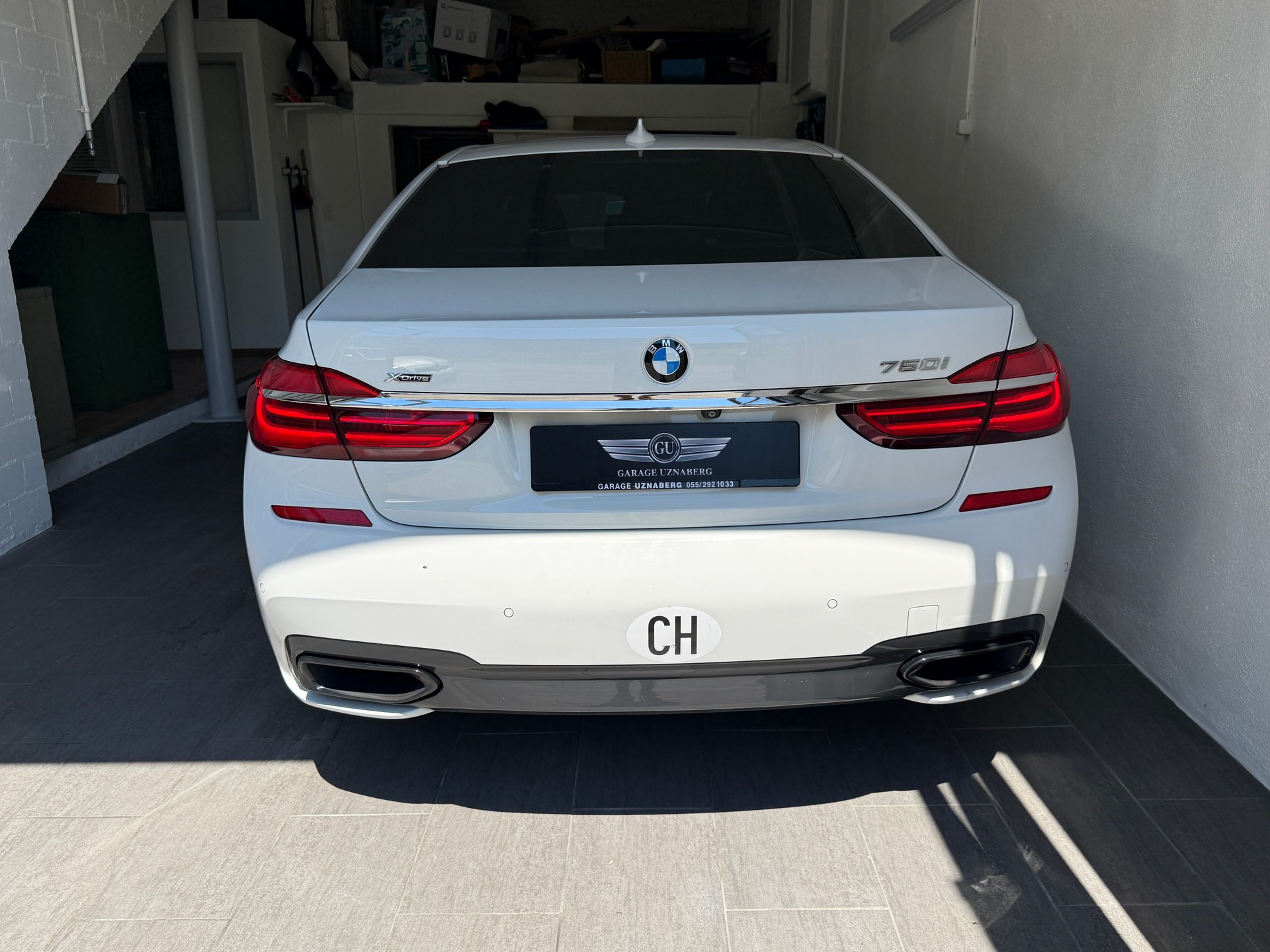 BMW 750i xDrive Steptronic M - Paket Ab 520.- pro Monat-image-3