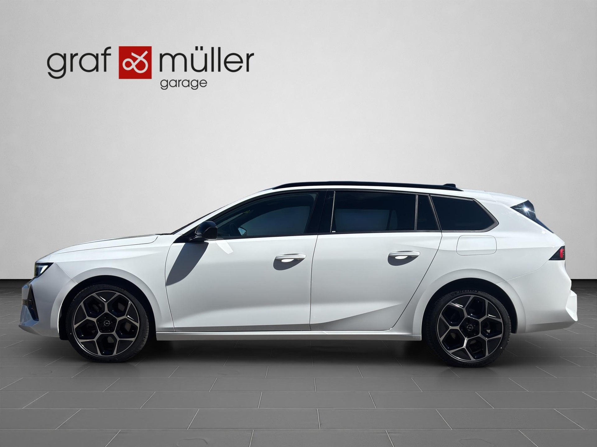 OPEL Astra 1.6 T PHEV 180 Ultimate-image-1