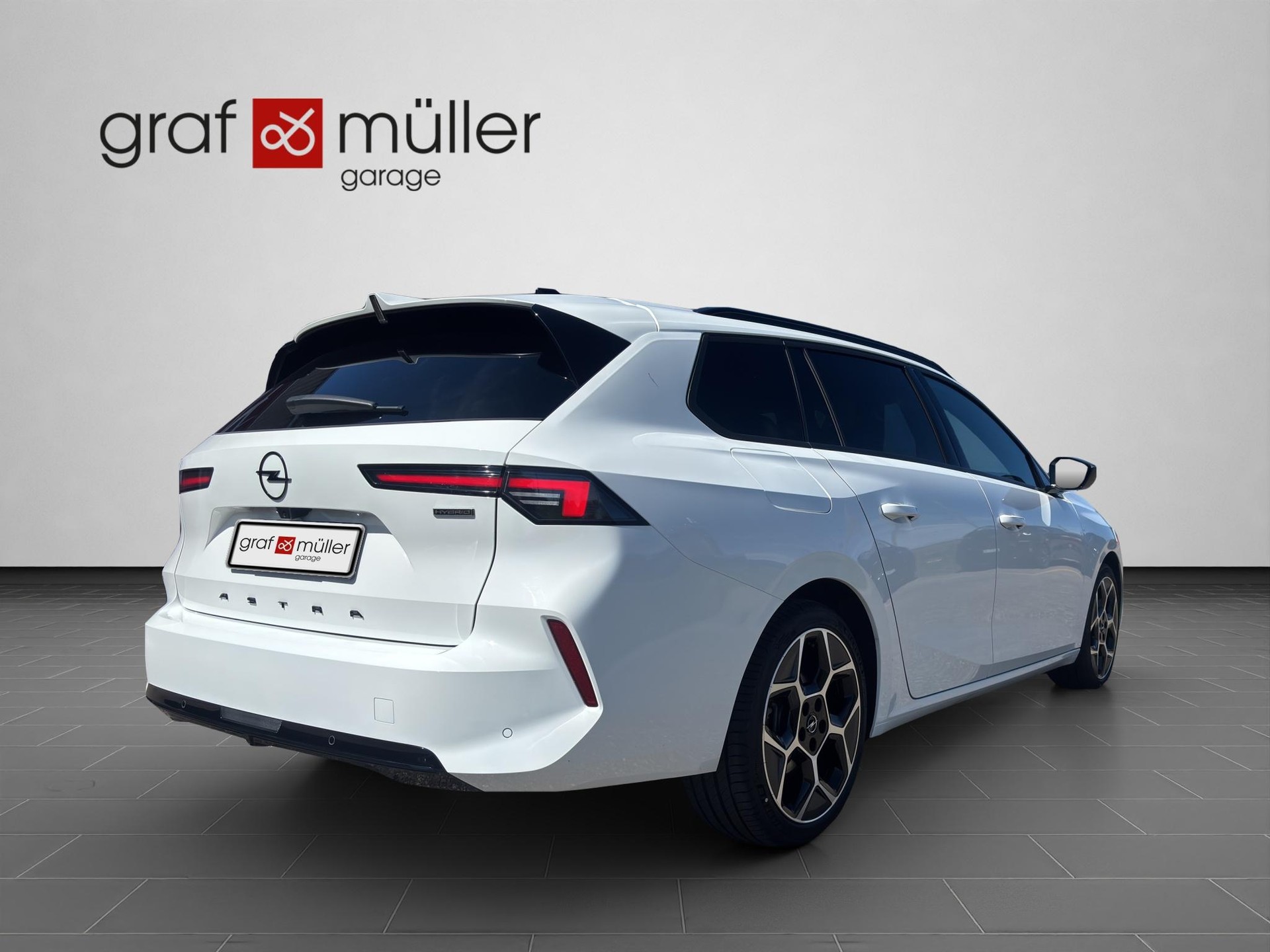 OPEL Astra 1.6 T PHEV 180 Ultimate-image-19