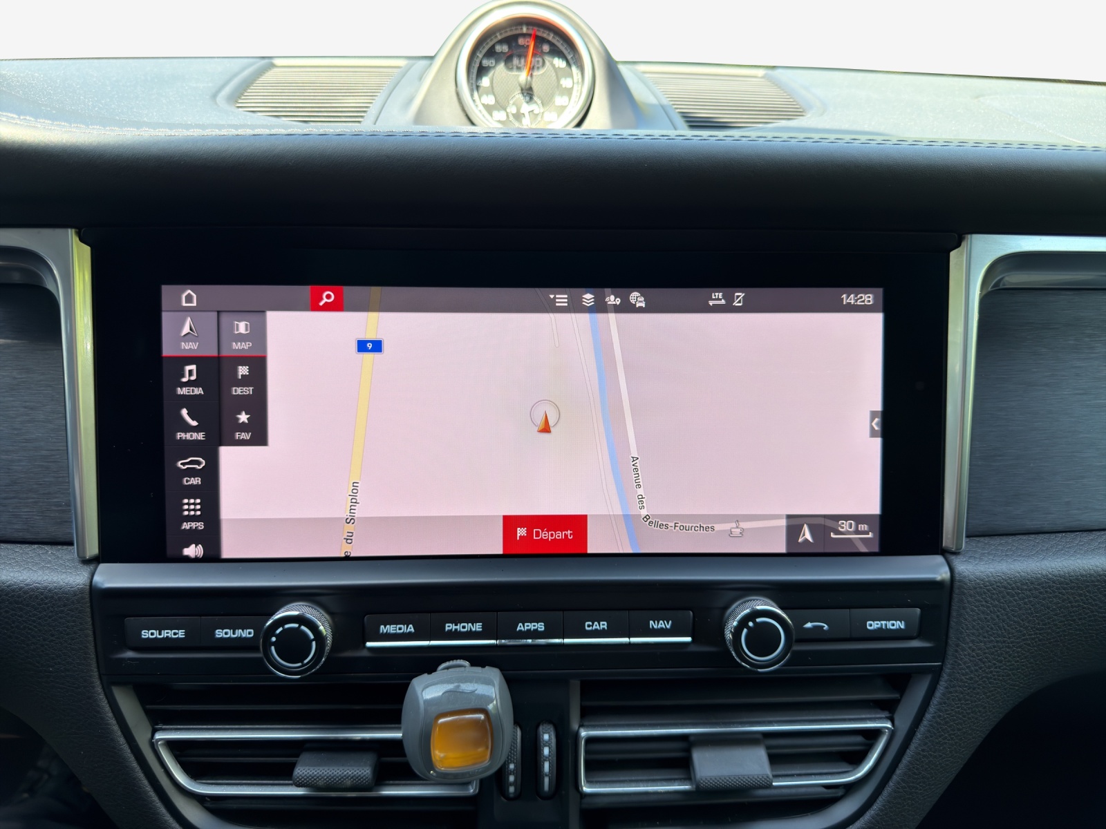 PORSCHE Macan GTS PDK-image-13