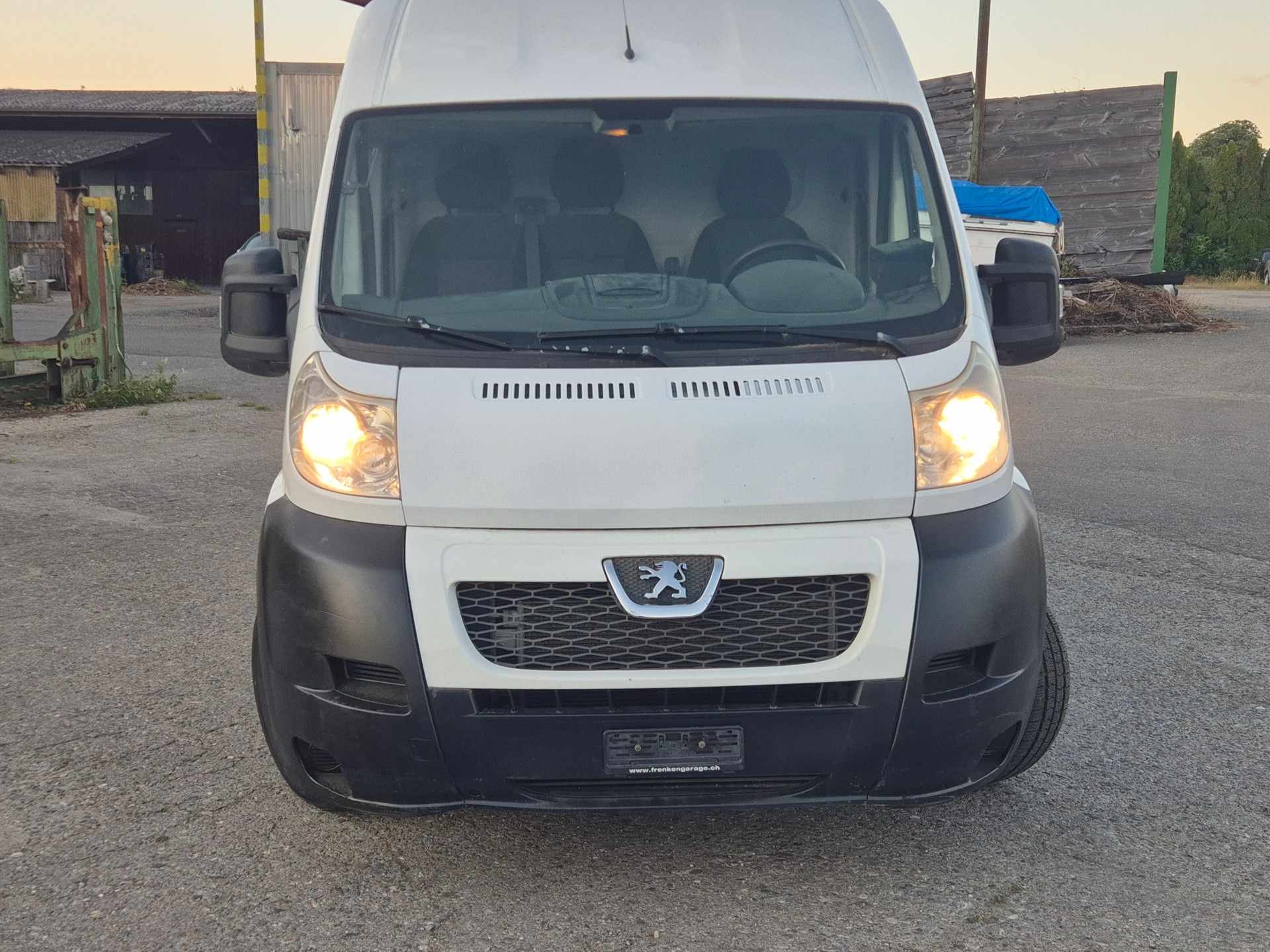 PEUGEOT Boxer Frischer MFK 123'000km Klima AHK-image-1