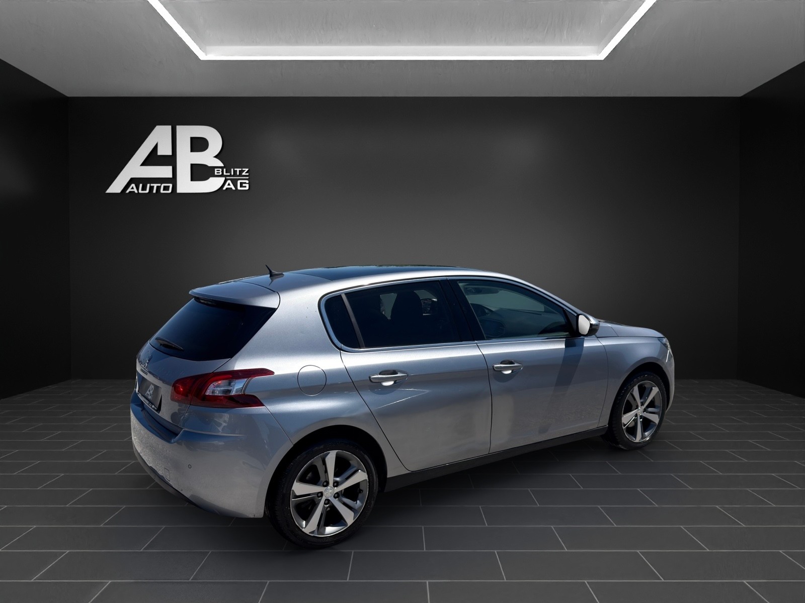 PEUGEOT 308 1.6 THP Allure-image-4