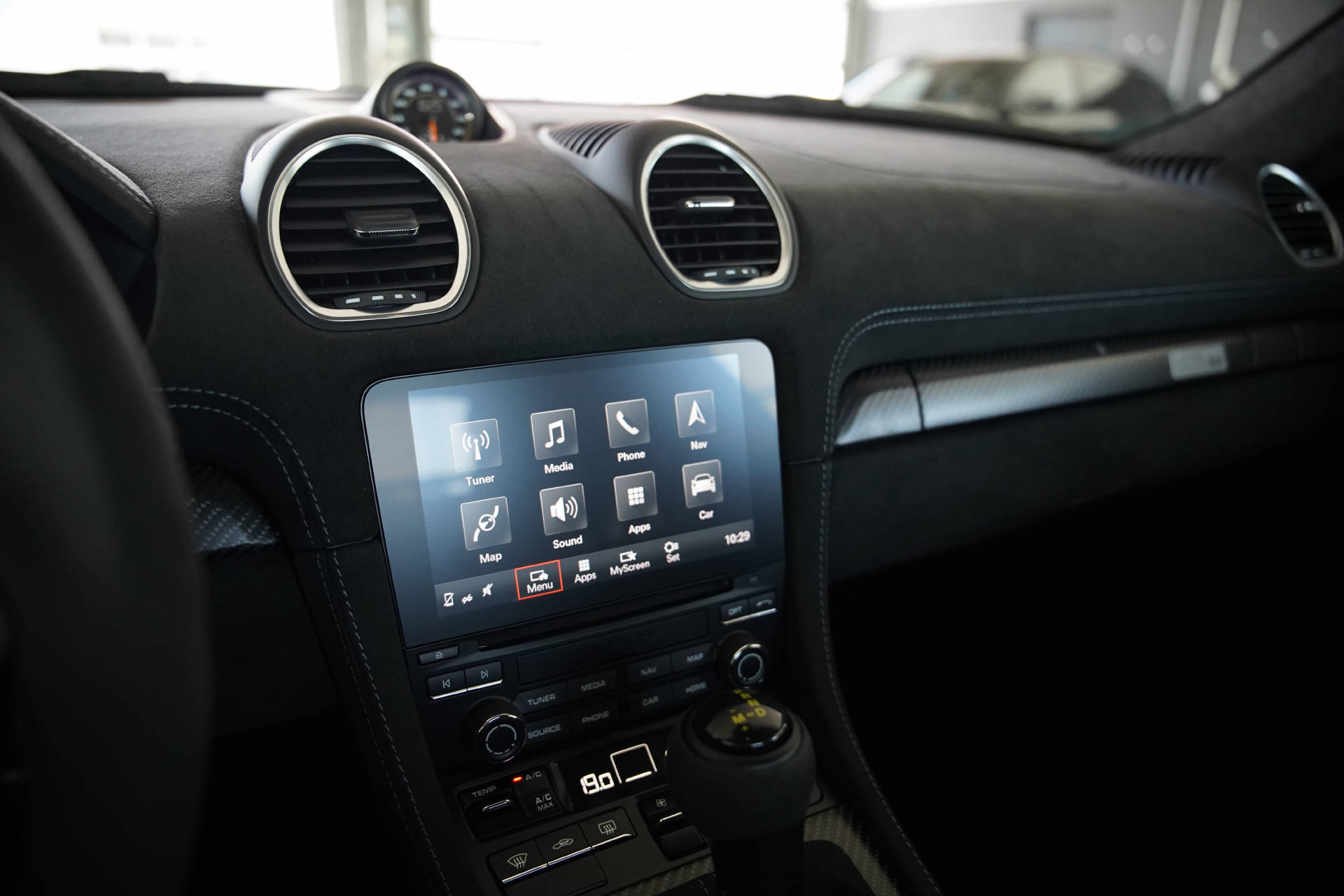 PORSCHE Cayman 718 GT4 RS PDK Weissach-image-14