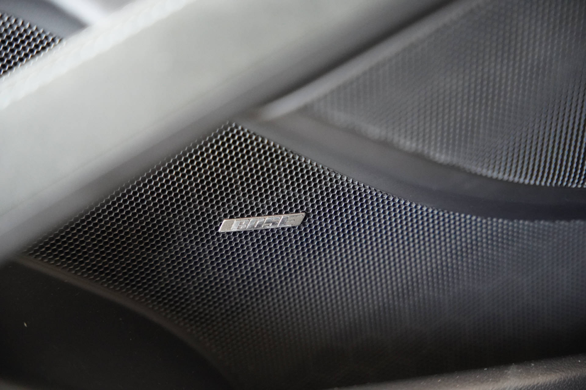 PORSCHE Cayman 718 GT4 RS PDK Weissach-image-15