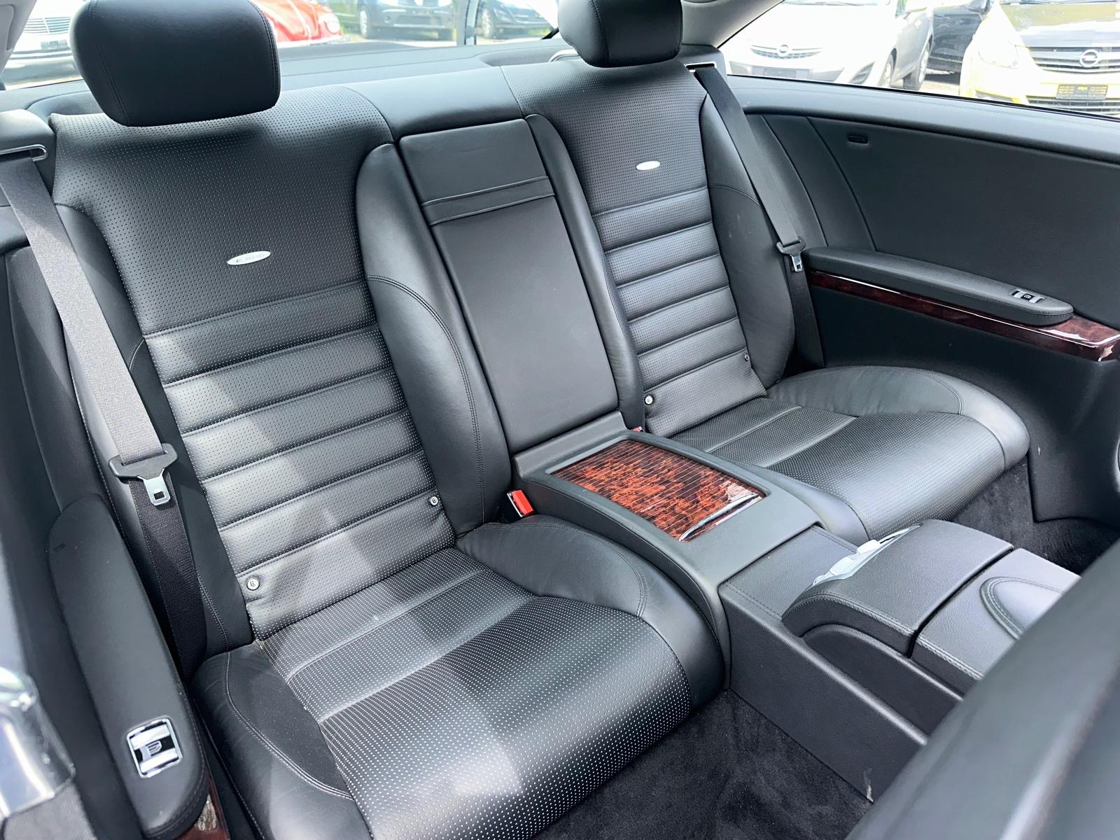 MERCEDES-BENZ CL 63 AMG 7G-Tronic-image-9