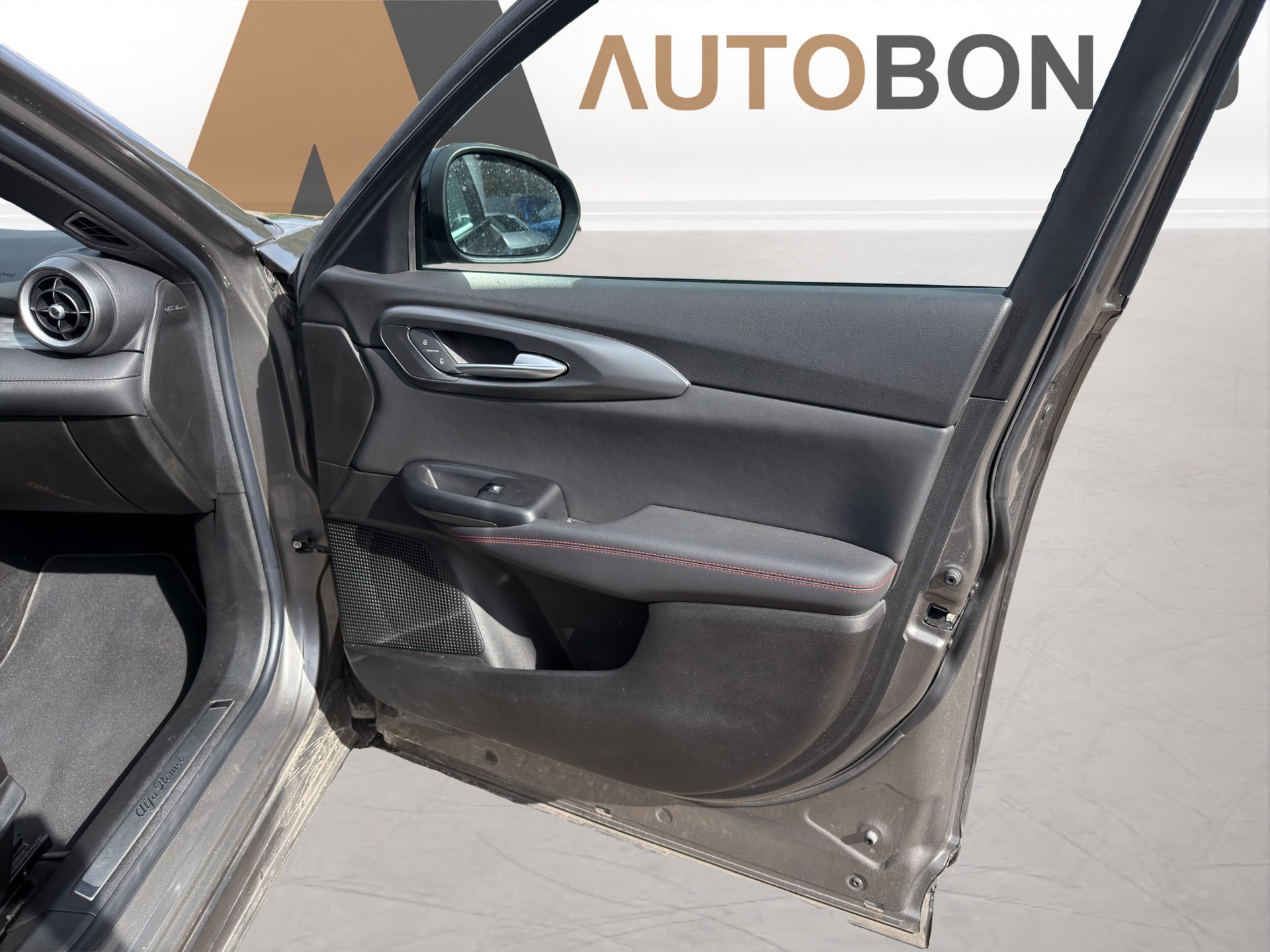 ALFA ROMEO Tonale 1.5 48V Hybrid Speciale-image-14
