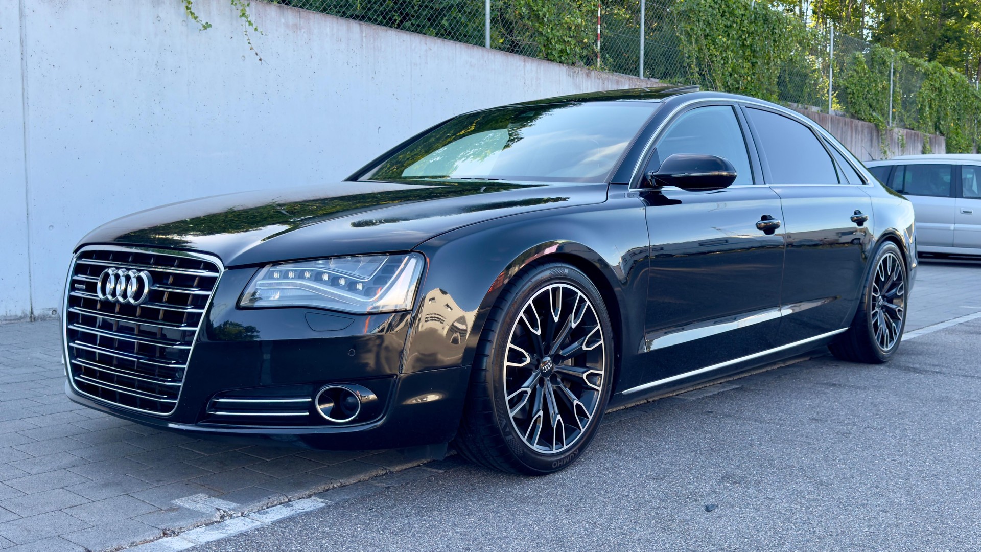 AUDI A8 L 3.0 TDI quattro tiptronic-image-0