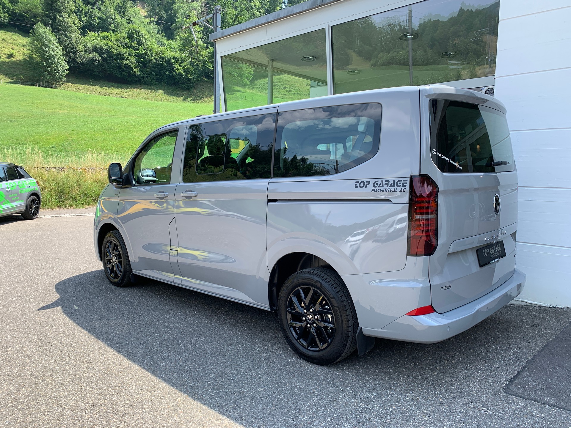 VW Caravelle 2.0 TDI Life Aut.8 4 Motion-image-4