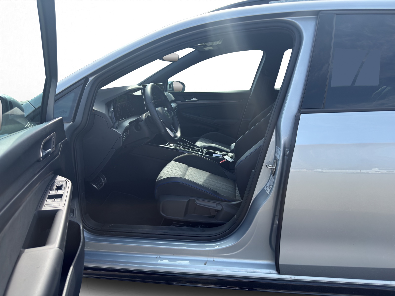 VW Golf Variant 2.0 TSI R-Line DSG 4 Motion-image-9