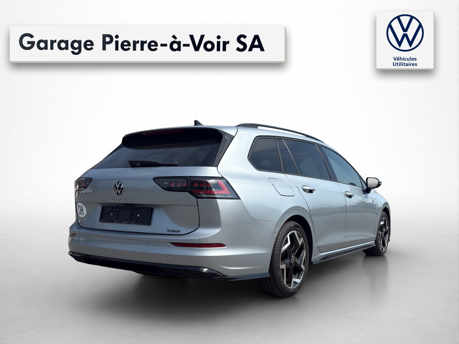 VW Golf Variant 2.0 TSI R-Line DSG 4 Motion-image-5
