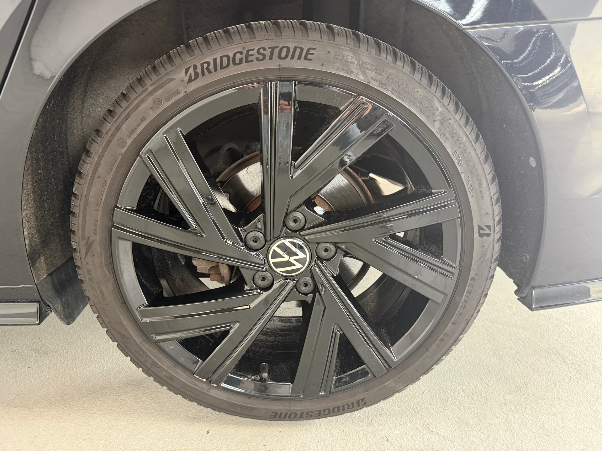 VW Golf Variant 2.0 TSI R-Line DSG 4Motion-image-8