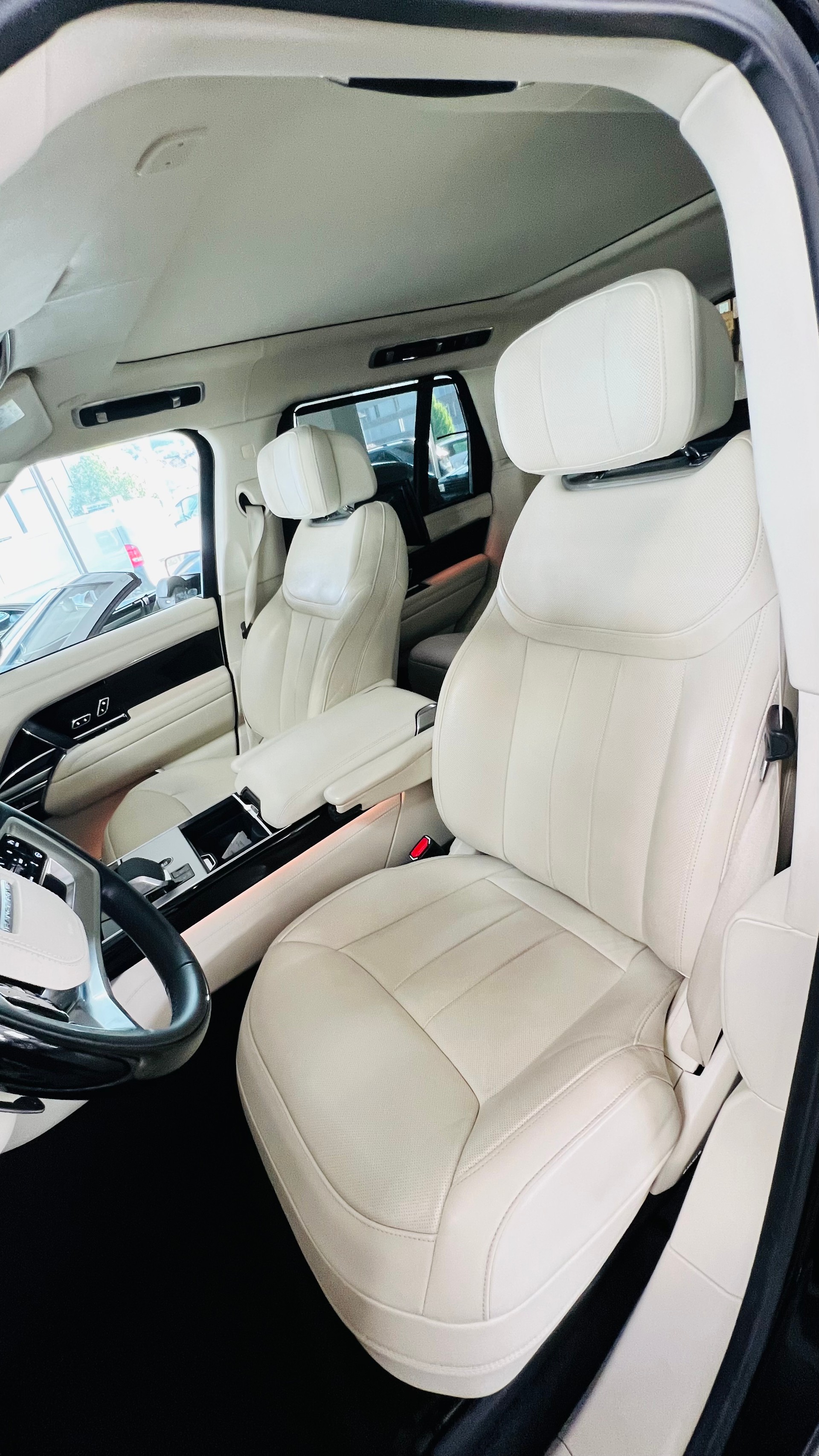 LAND ROVER Range Rover P530 4.4 V8 Autobiography Automatic-image-10