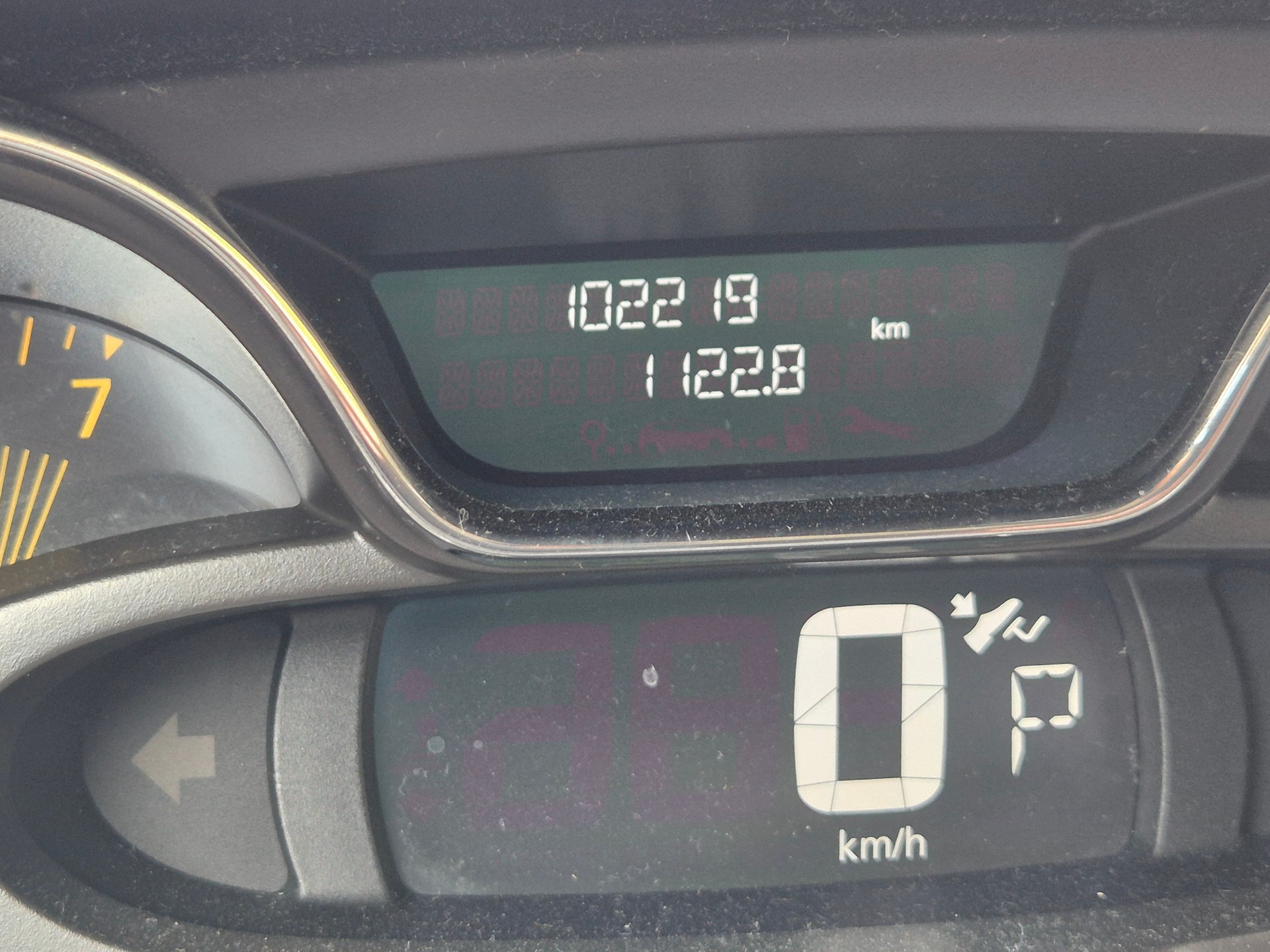 RENAULT Captur 1.2 T 16V Dynamique EDC-image-12