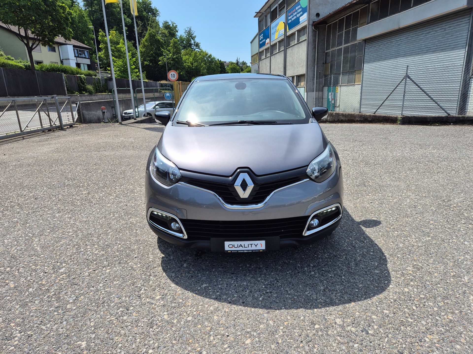 RENAULT Captur 1.2 T 16V Dynamique EDC-image-0