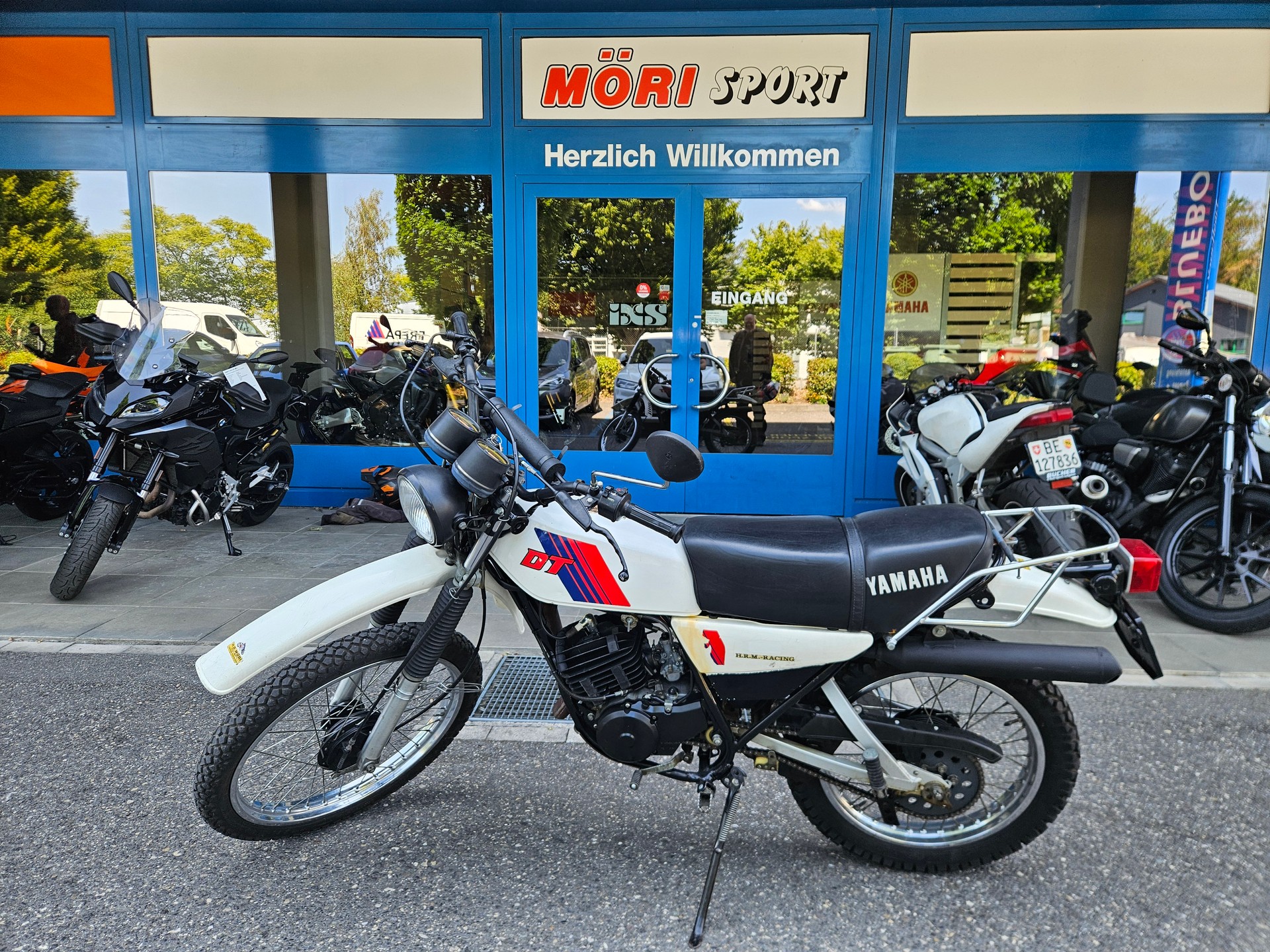 YAMAHA DT 125 MX-showroom-element-3