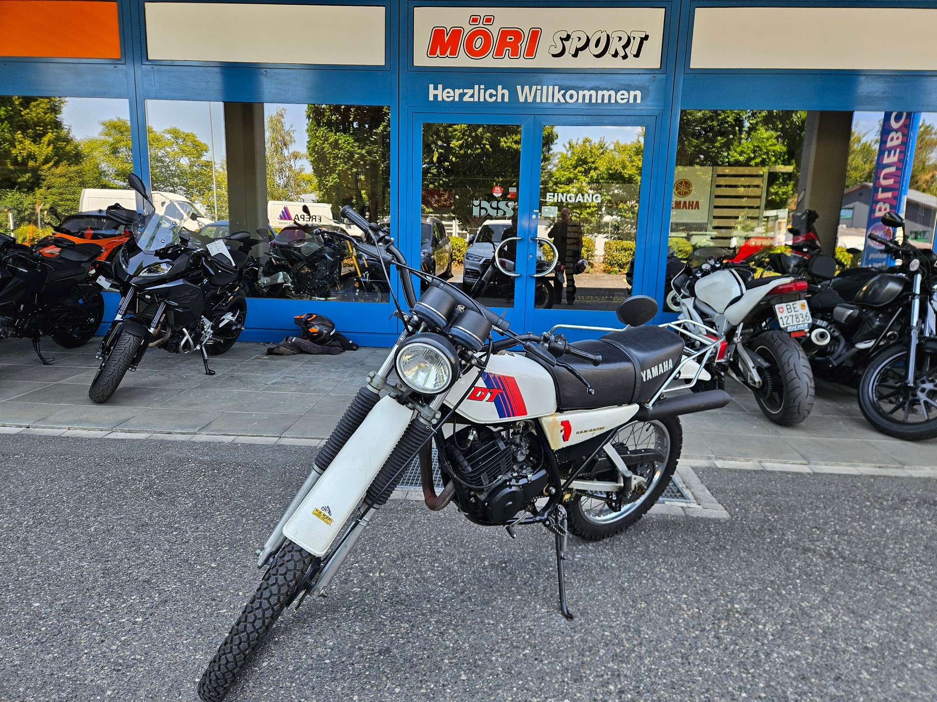 YAMAHA DT 125 MX-showroom-element-2