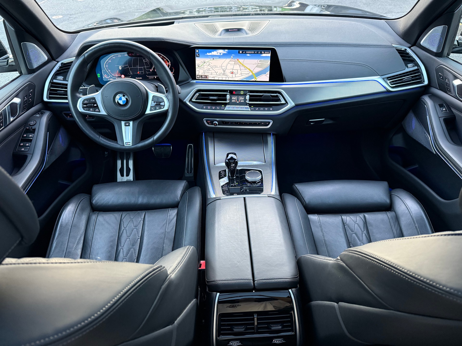 BMW X5 40i xDrive SAG-image-19