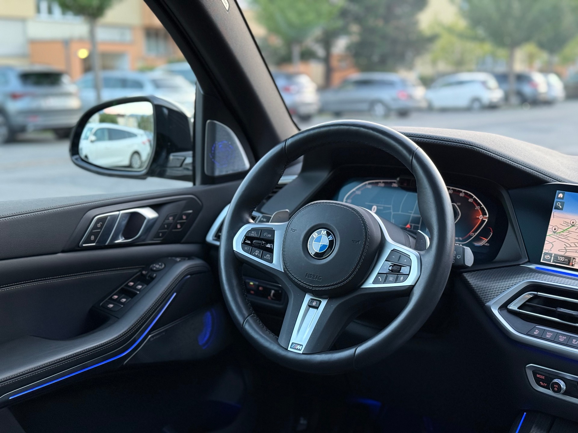 BMW X5 40i xDrive SAG-image-21