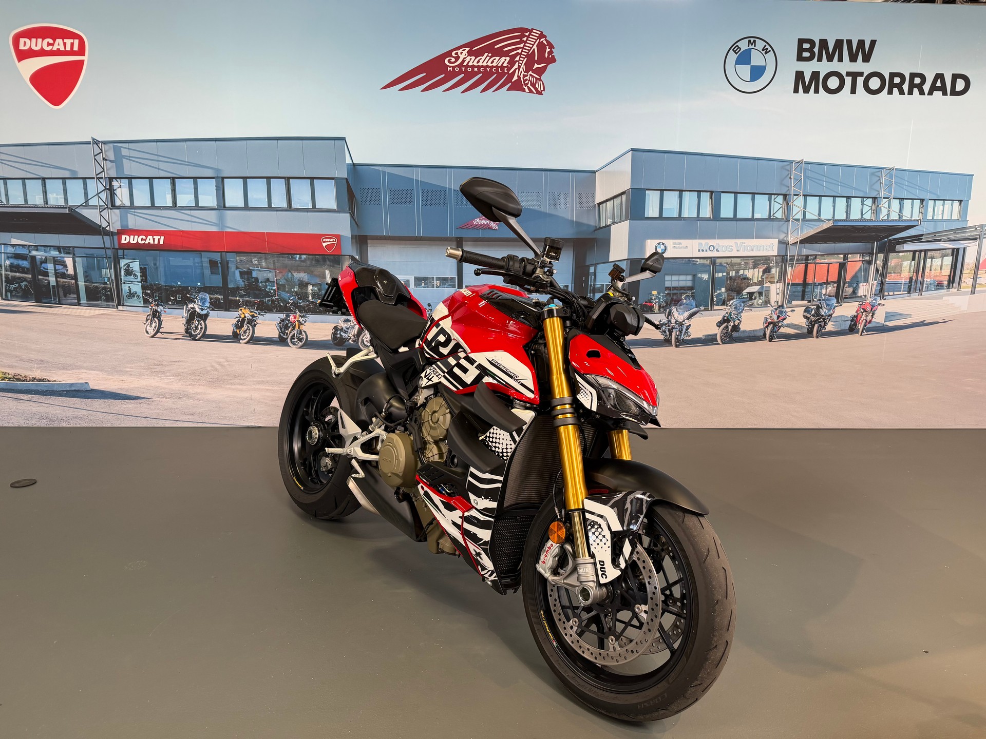 DUCATI Streetfighter V4 S