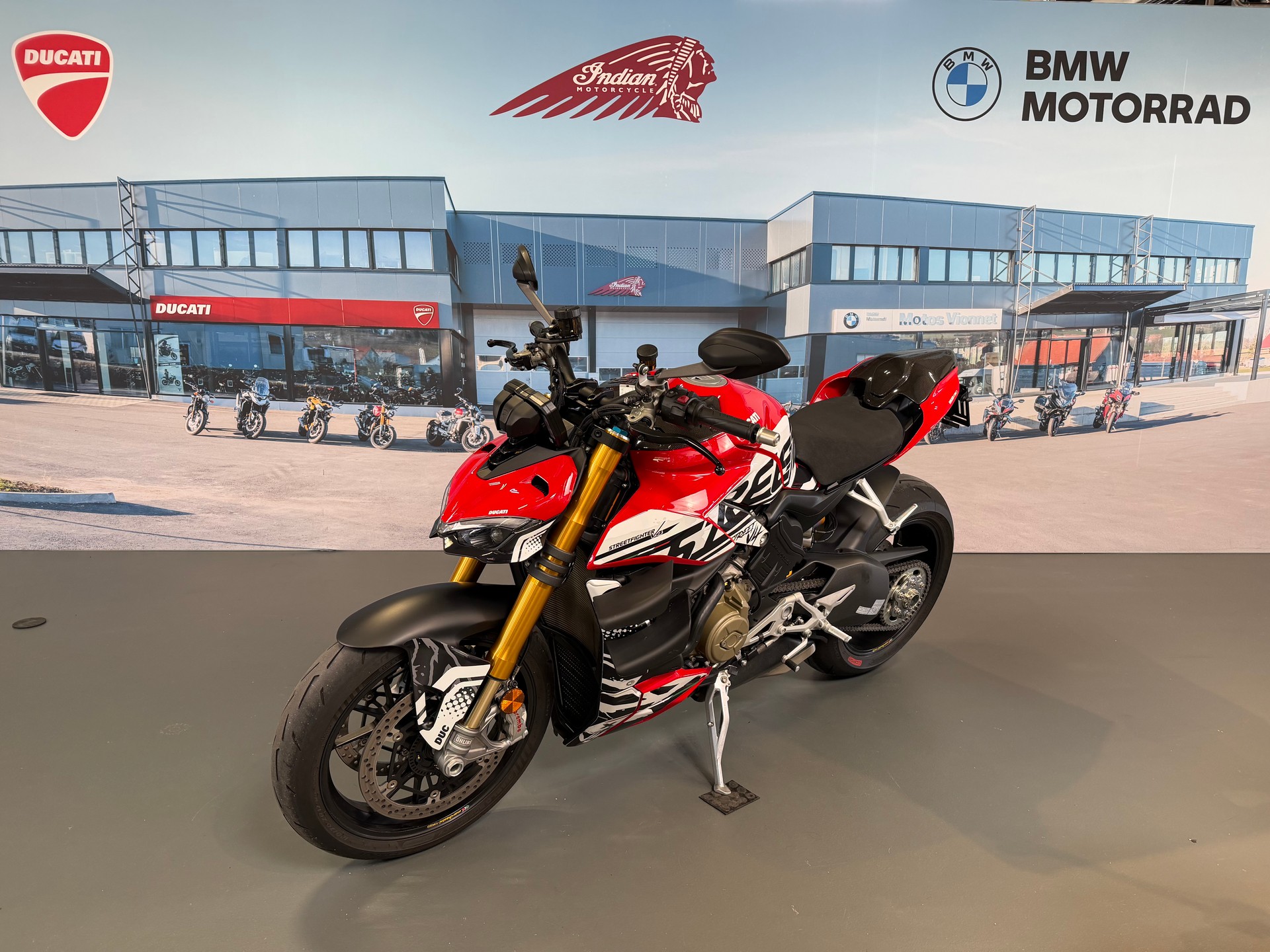 DUCATI Streetfighter V4 S-showroom-element-2