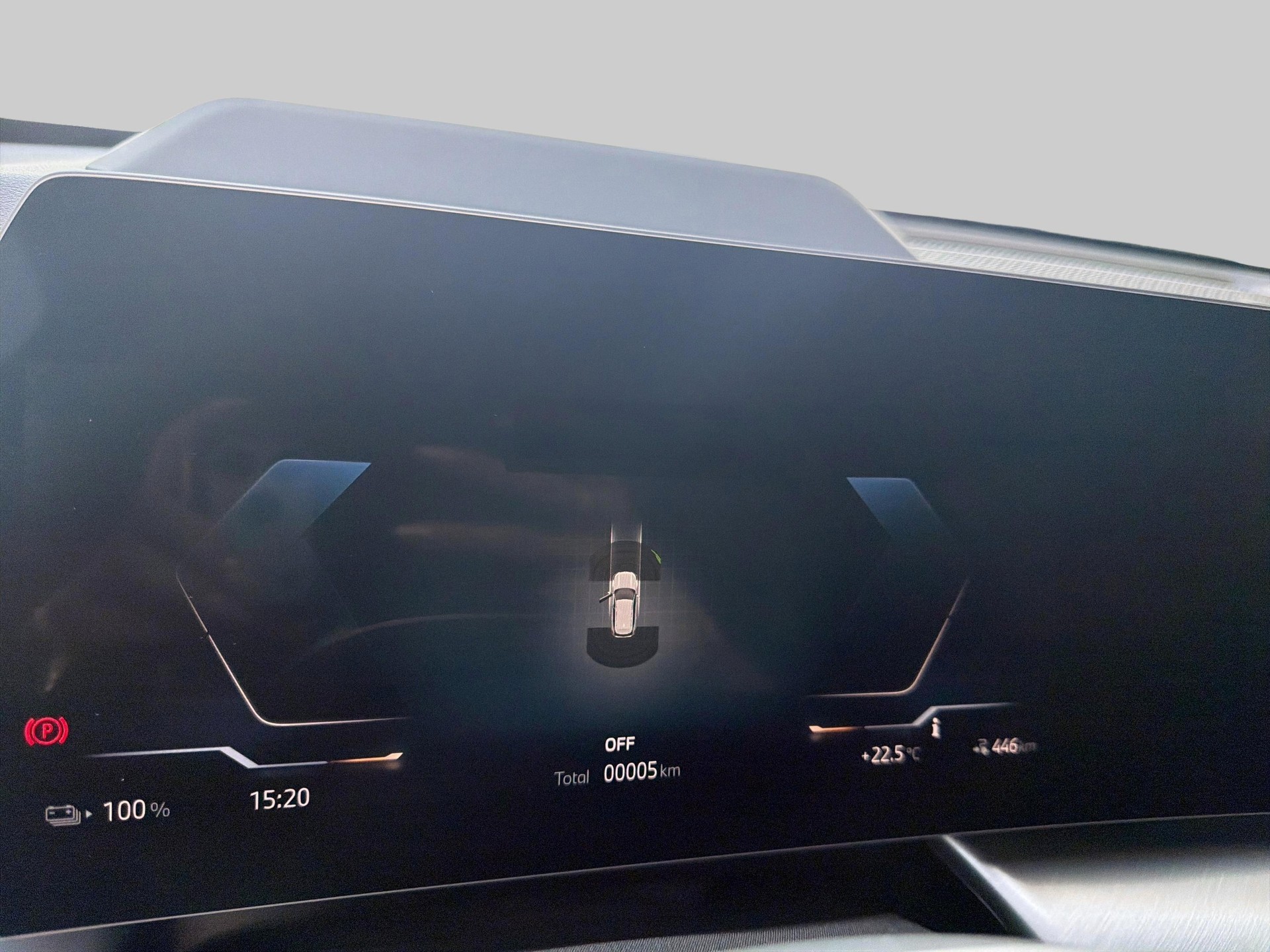 BMW iX1 eDrive 20 M Sport-image-14