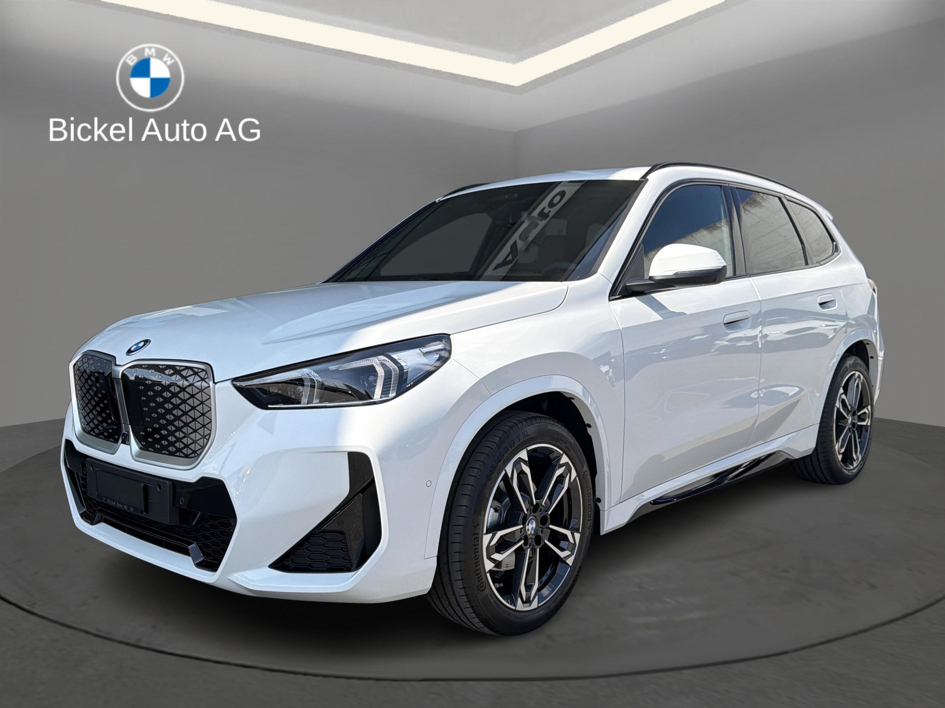 BMW iX1 eDrive 20 M Sport-image-0